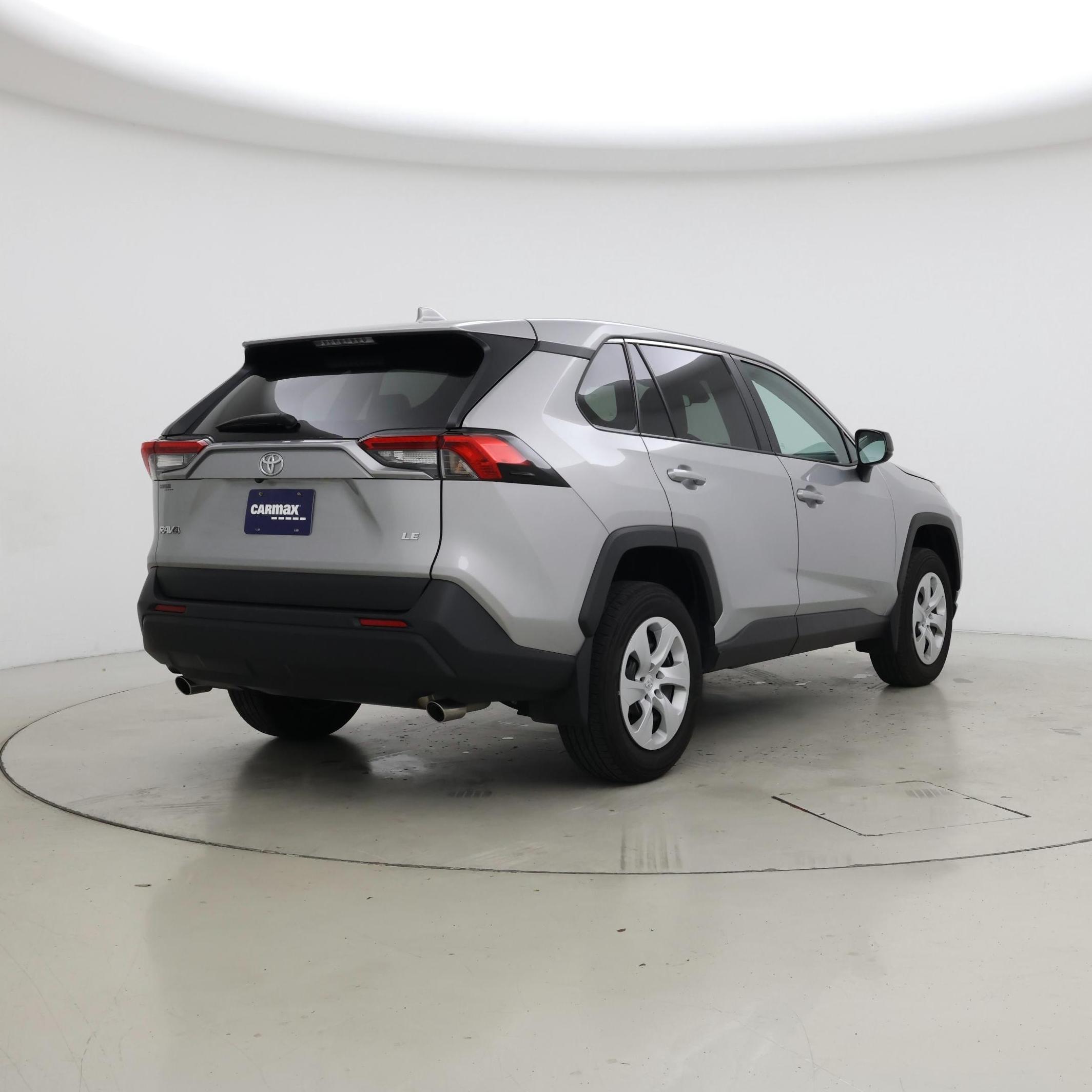 Thumbnail: 2024 Toyota RAV4 - 8