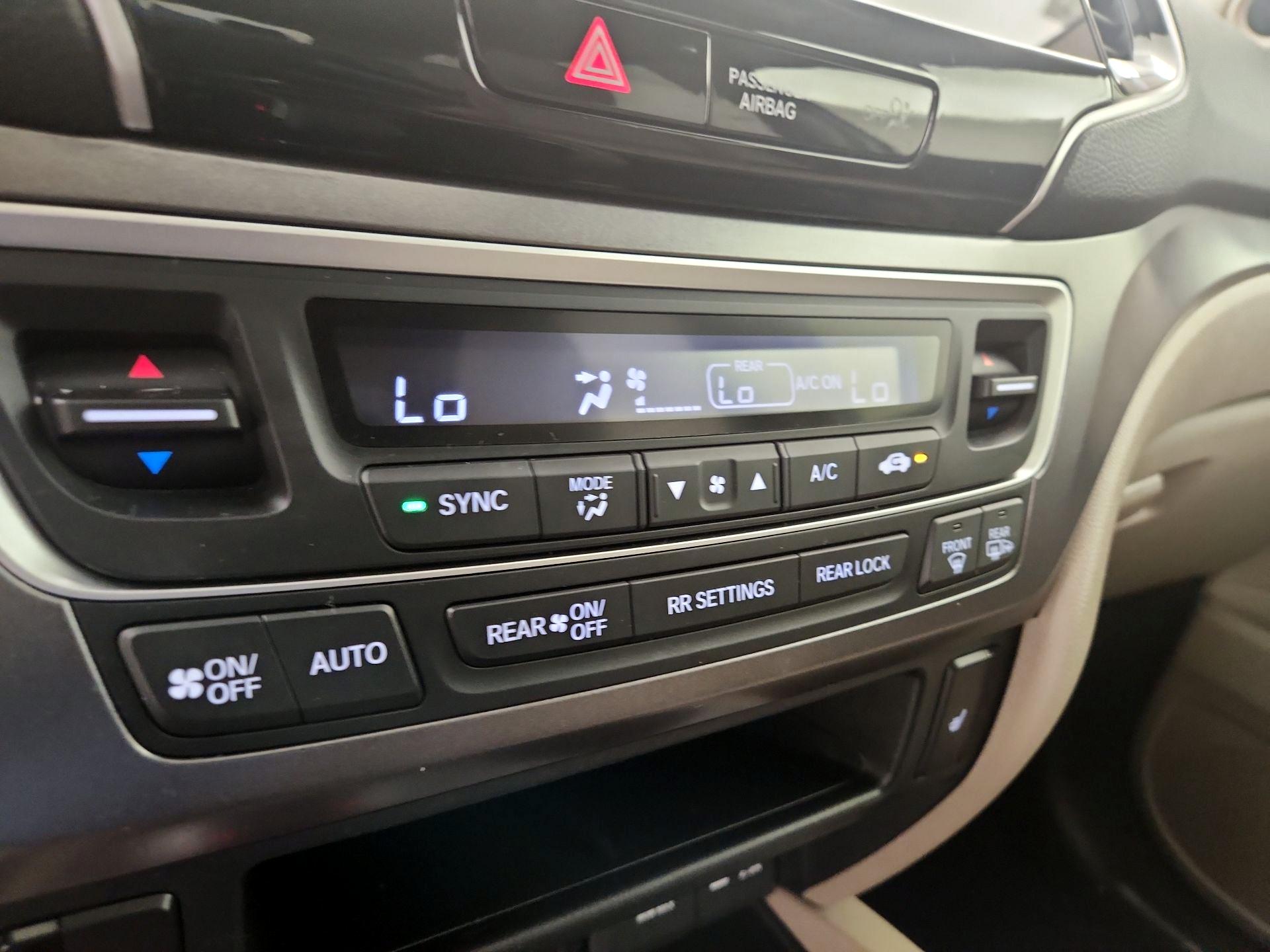 Thumbnail: 2021 Honda Pilot - 16