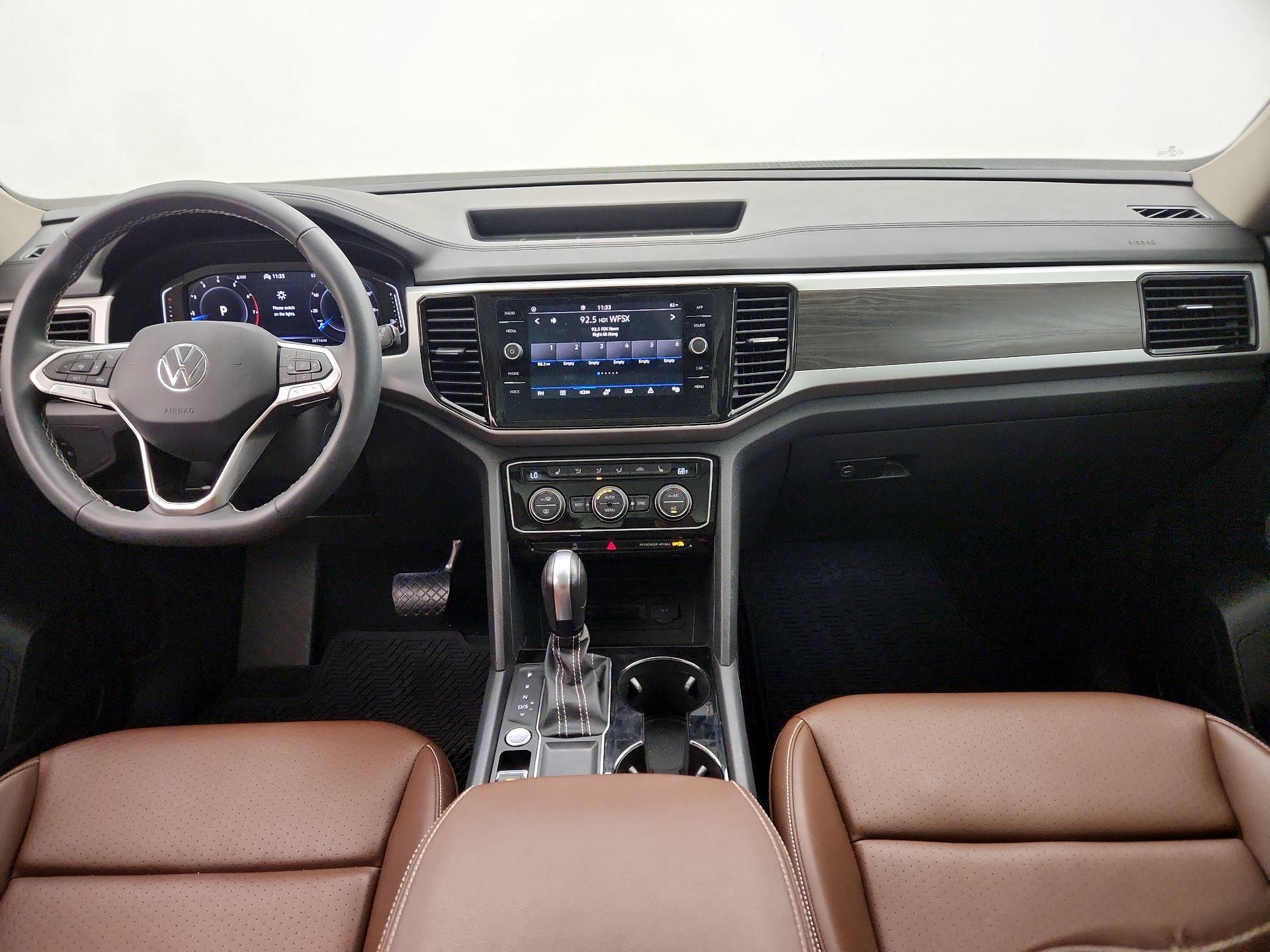 Thumbnail: 2023 Volkswagen Atlas - 9