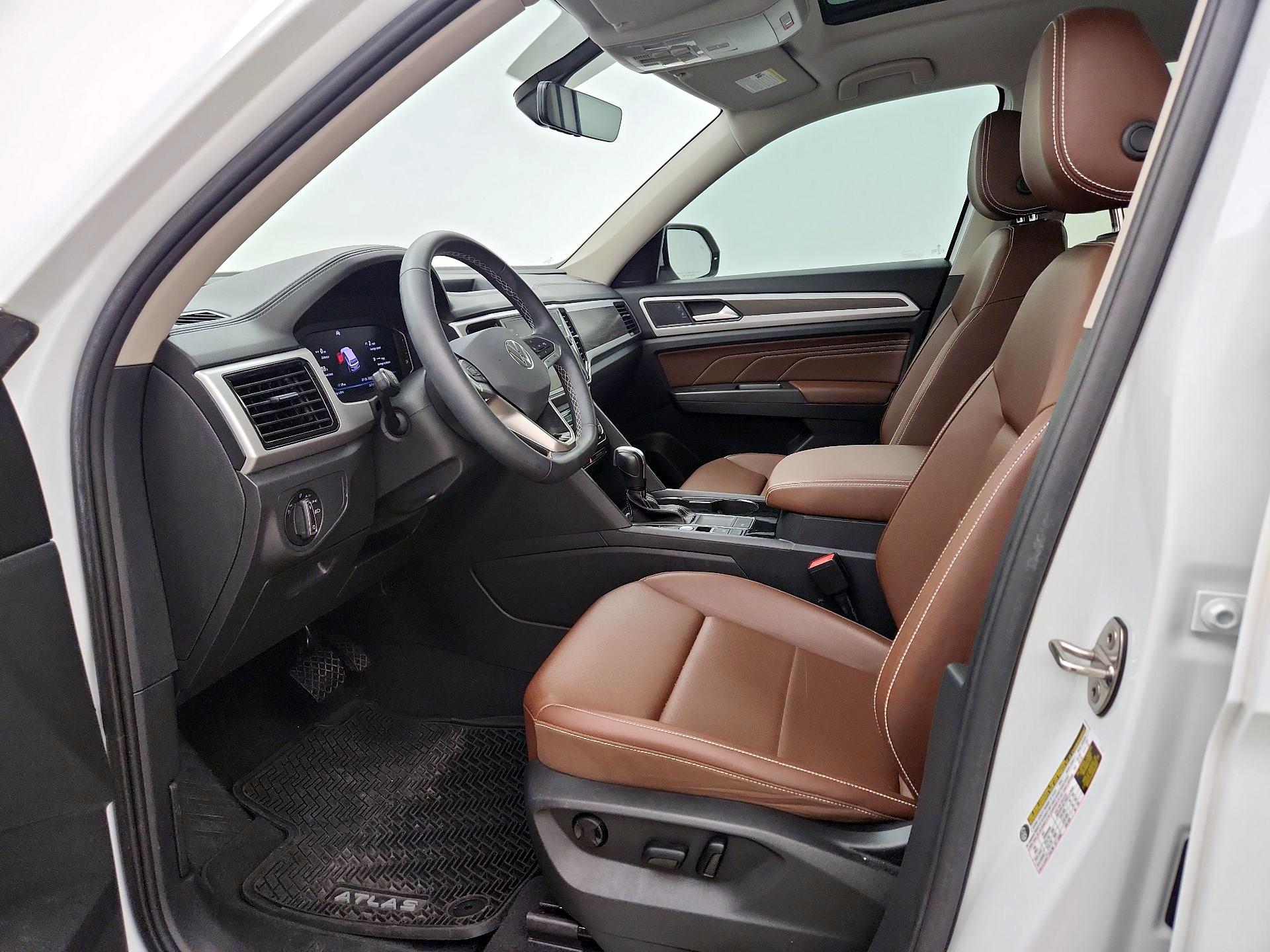 Thumbnail: 2023 Volkswagen Atlas - 11