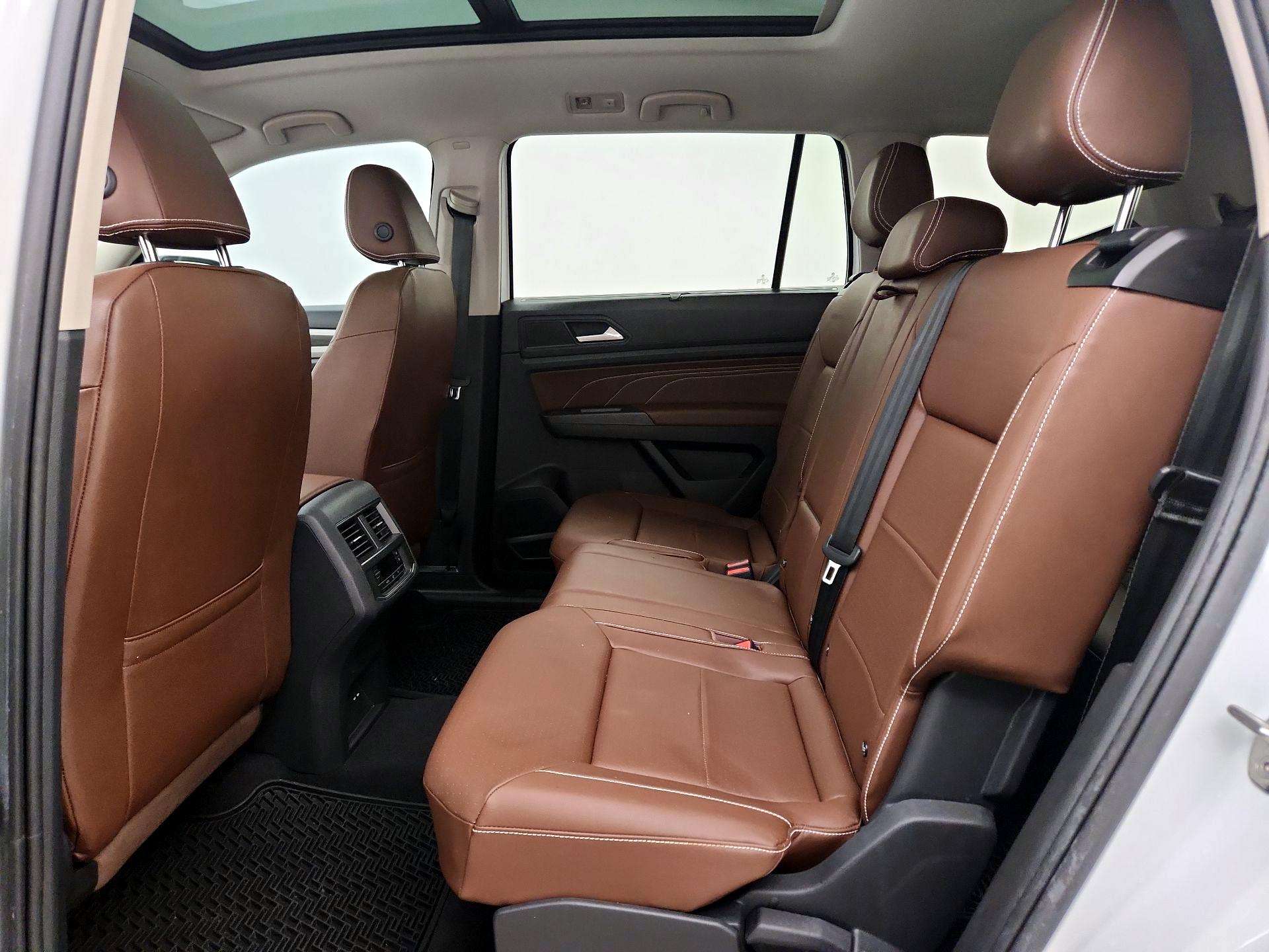 Thumbnail: 2023 Volkswagen Atlas - 20