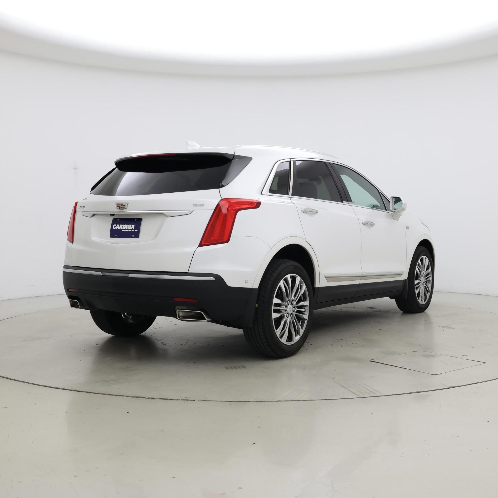 Thumbnail: 2019 Cadillac XT5 - 8