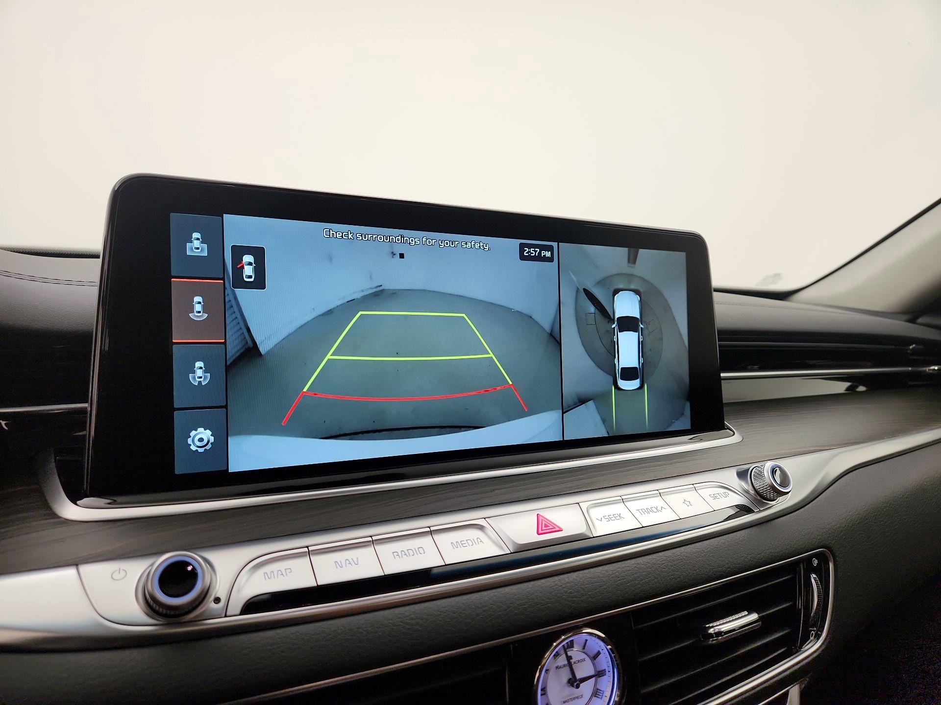 Thumbnail: 2019 Kia K900 - 15