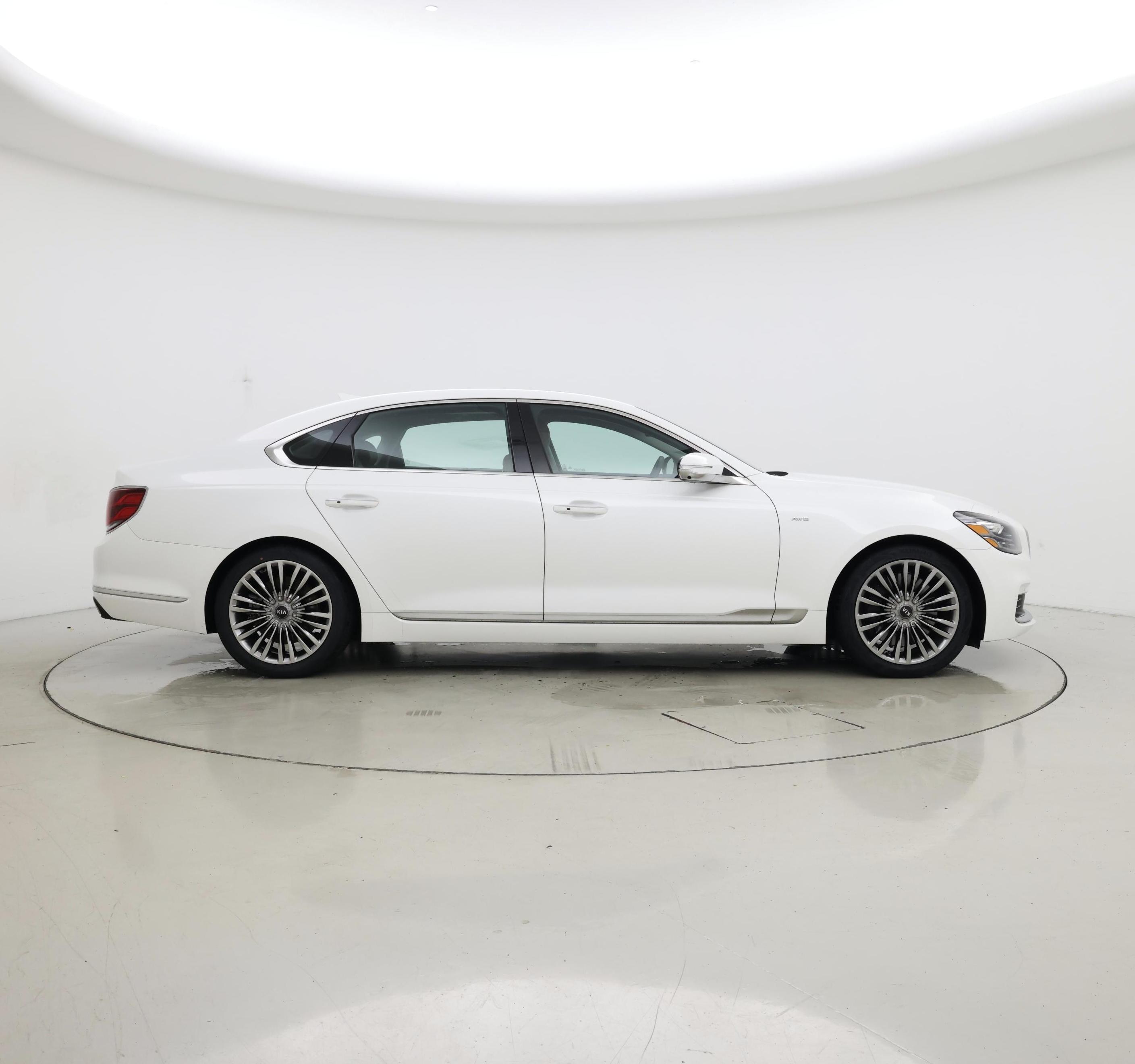 Thumbnail: 2019 Kia K900 - 7