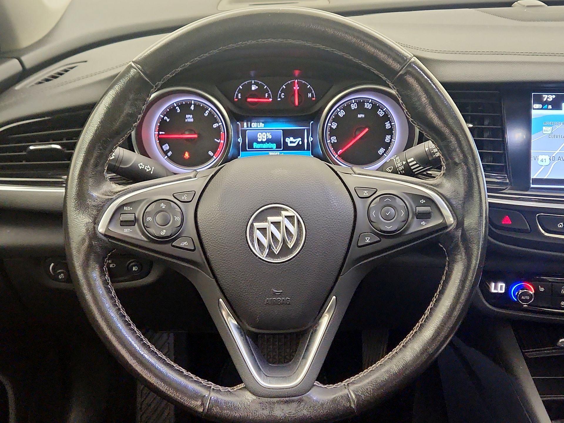 Thumbnail: 2018 Buick Regal - 10