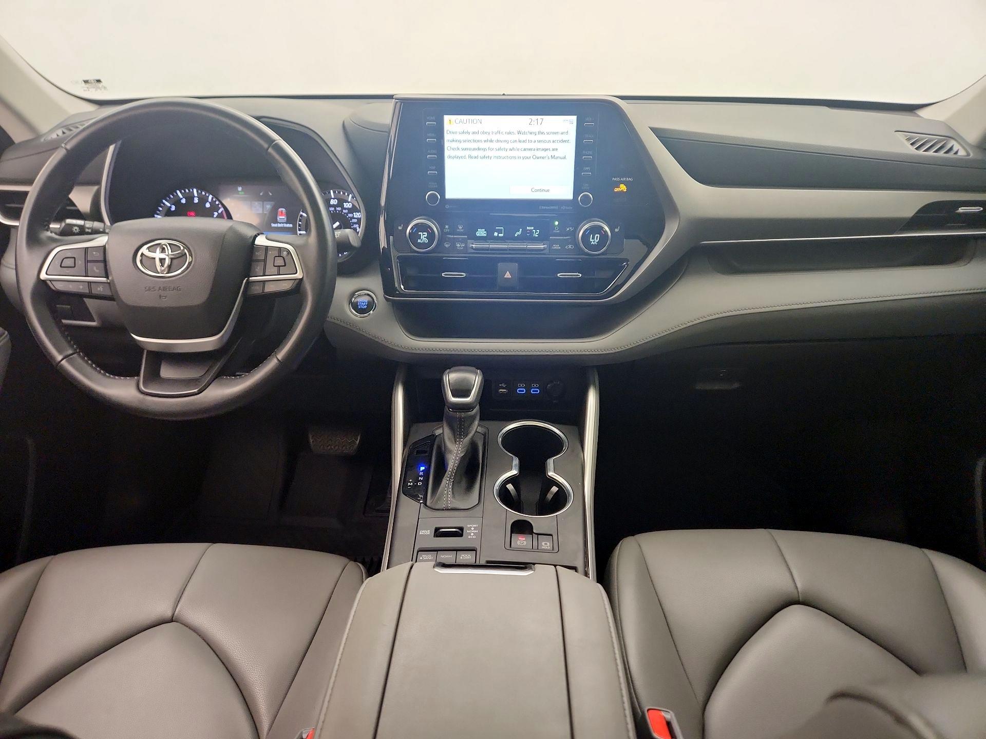 Thumbnail: 2022 Toyota Highlander - 9