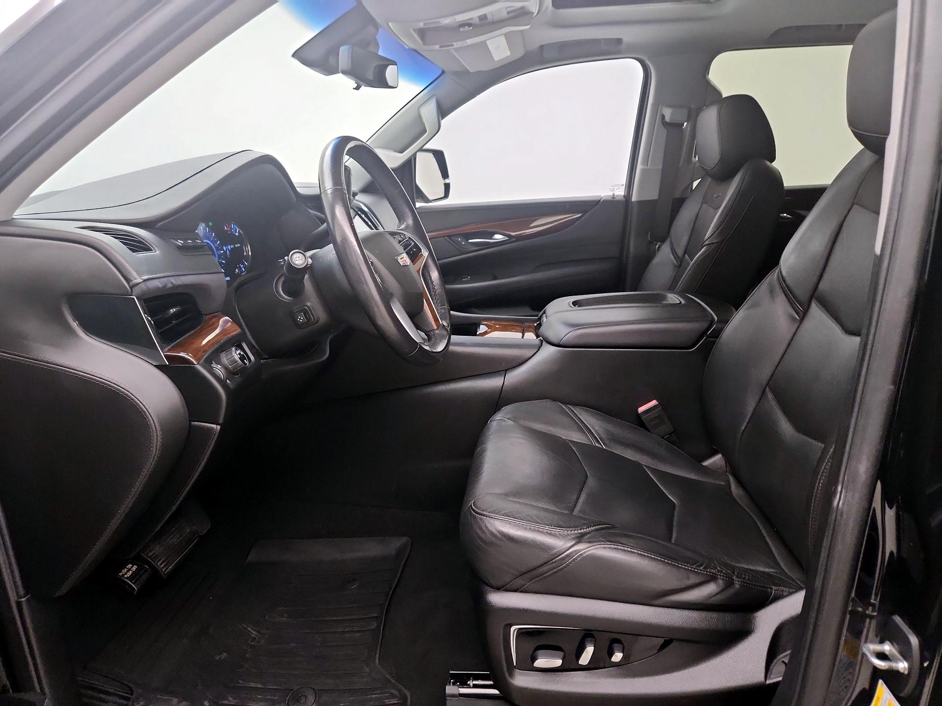 Thumbnail: 2019 Cadillac Escalade - 11