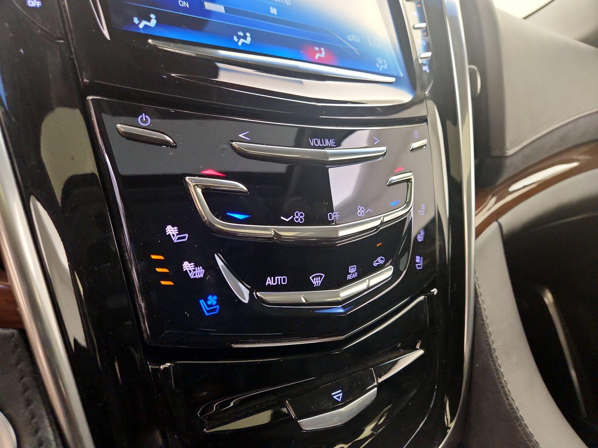Thumbnail: 2019 Cadillac Escalade - 17