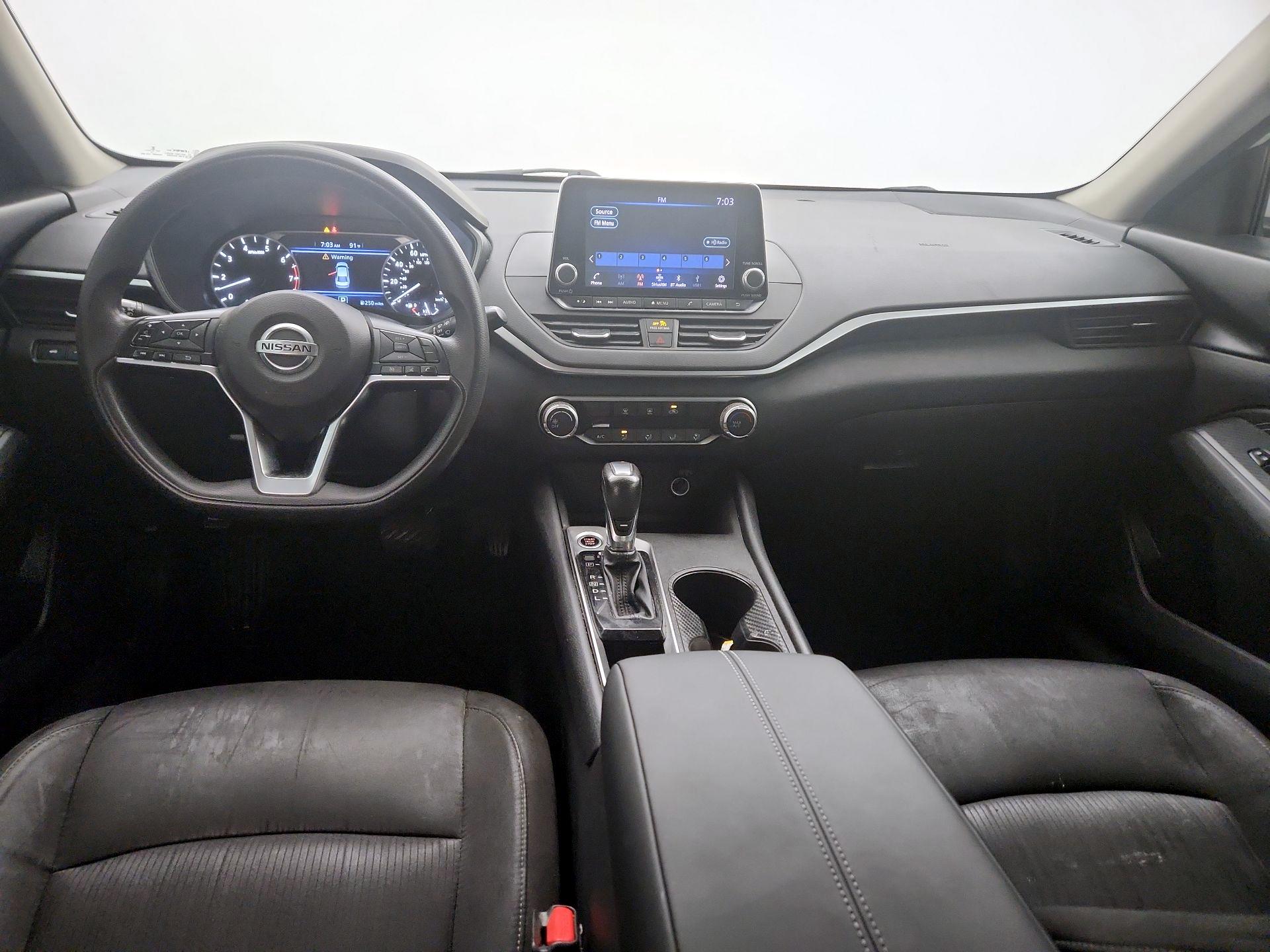Thumbnail: 2020 Nissan Altima - 9