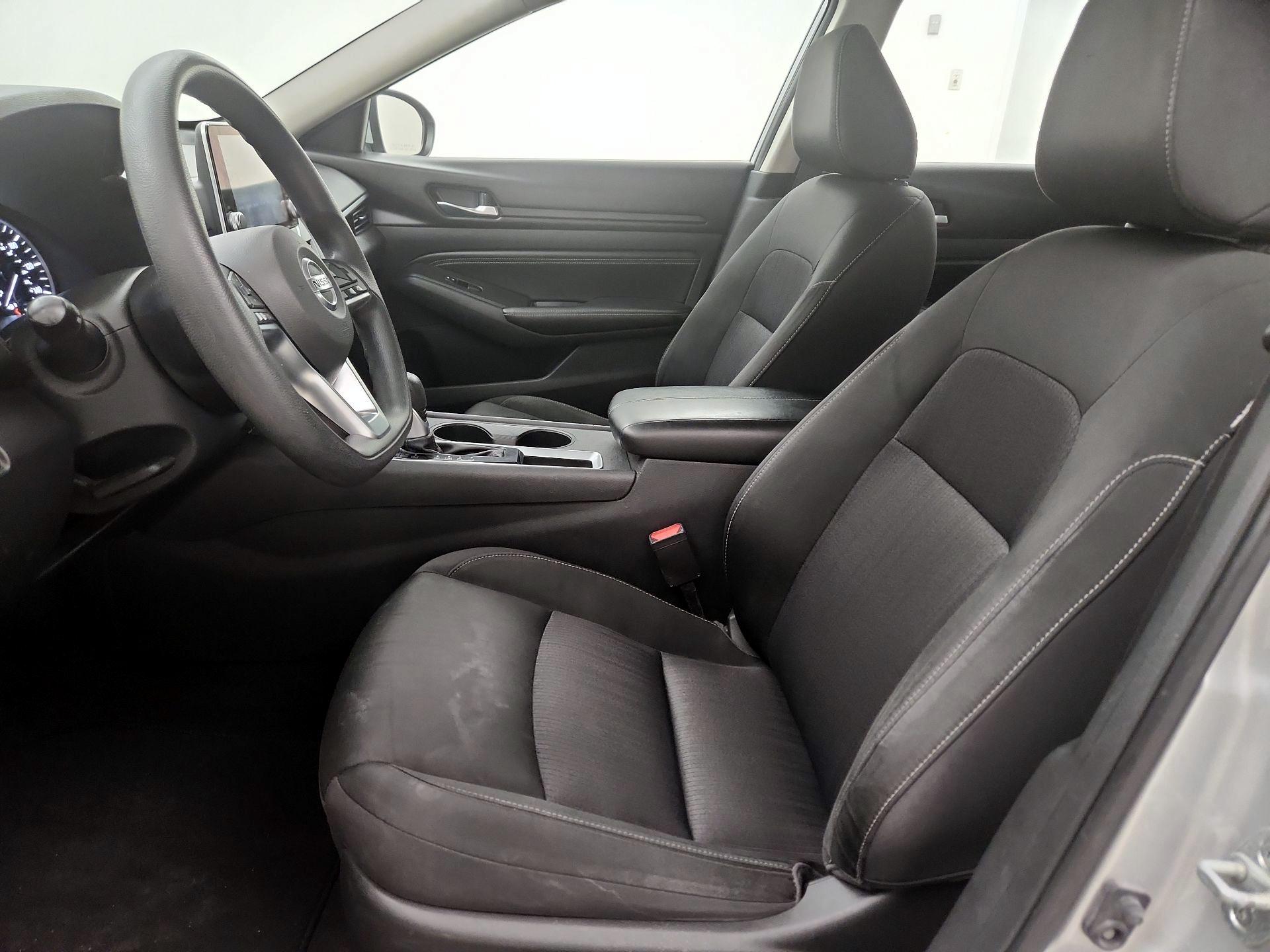 Thumbnail: 2019 Nissan Altima - 11