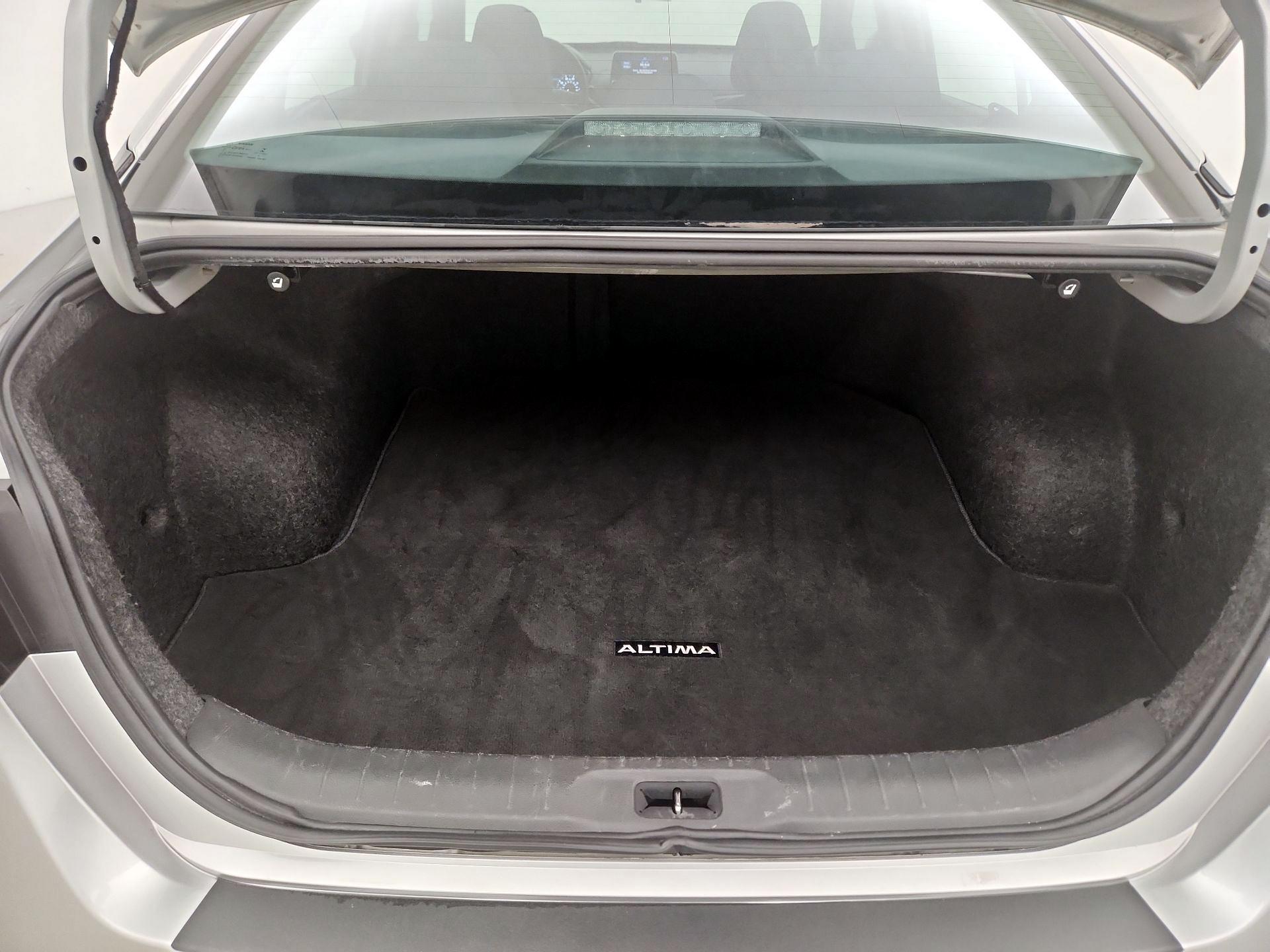 Thumbnail: 2019 Nissan Altima - 20