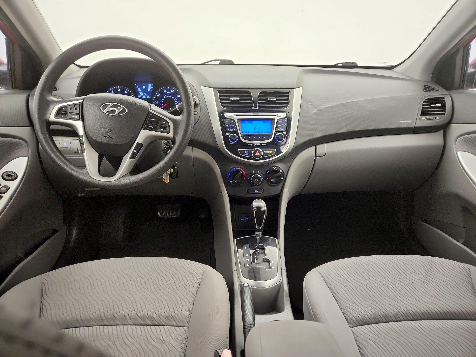 Thumbnail: 2013 Hyundai Accent - 9