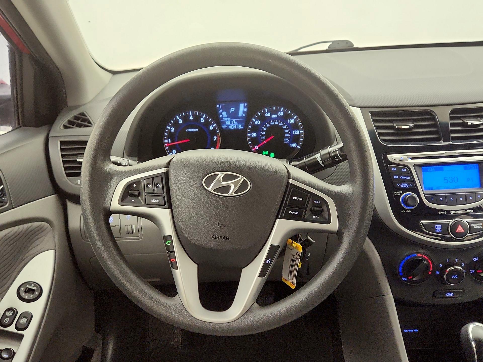 Thumbnail: 2013 Hyundai Accent - 10