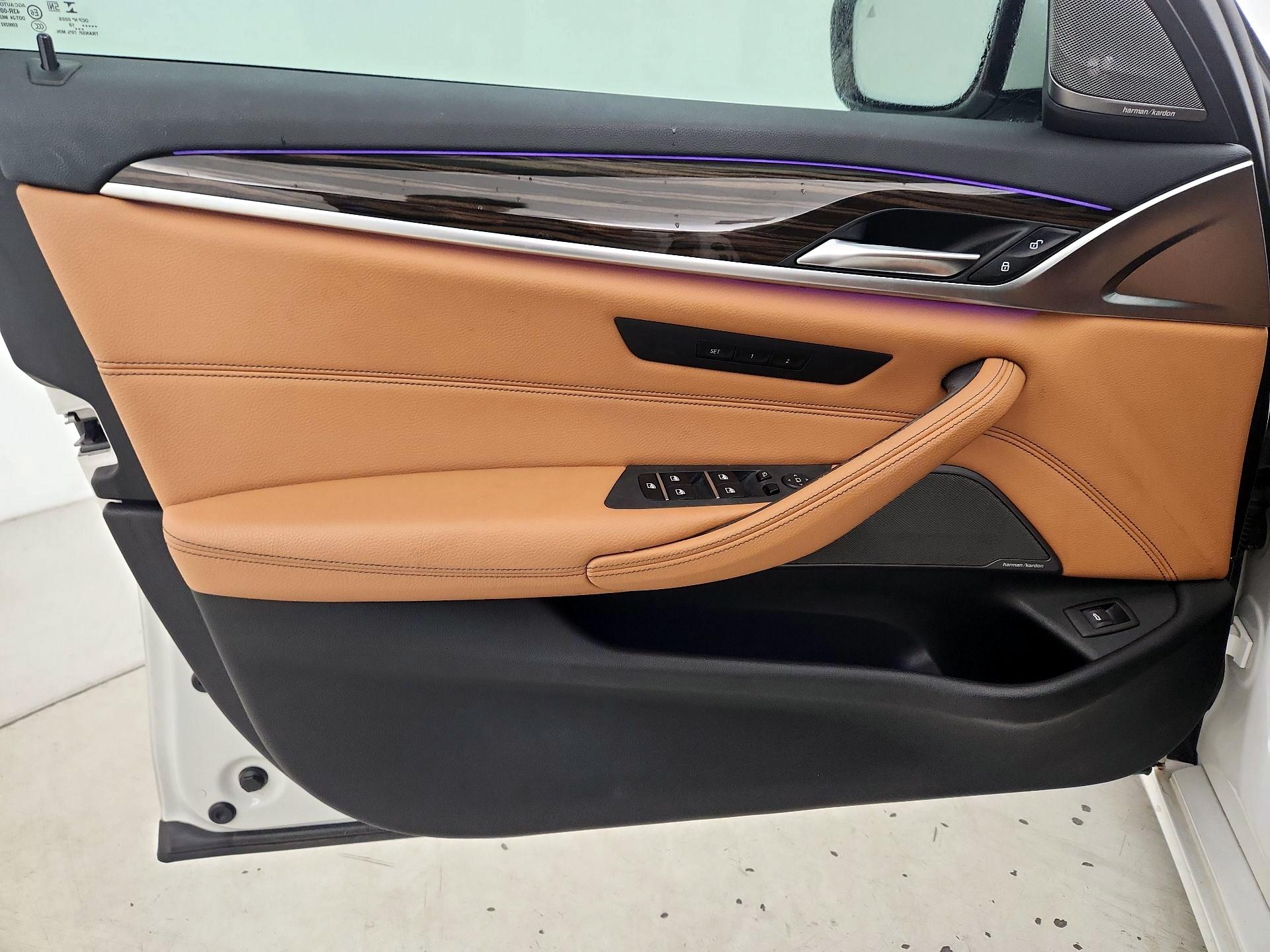 Thumbnail: 2019 BMW 5 Series - 12