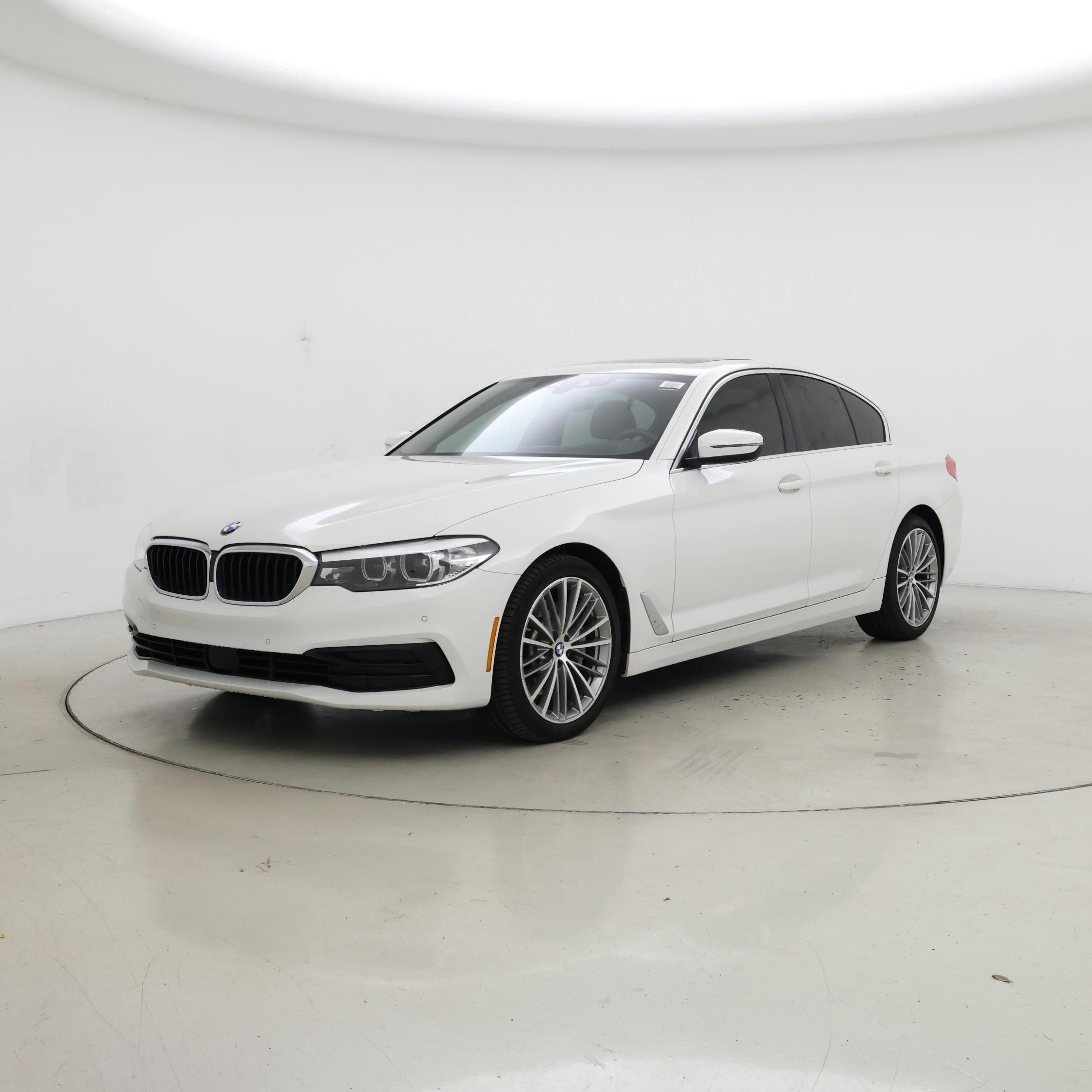 Thumbnail: 2019 BMW 5 Series - 4