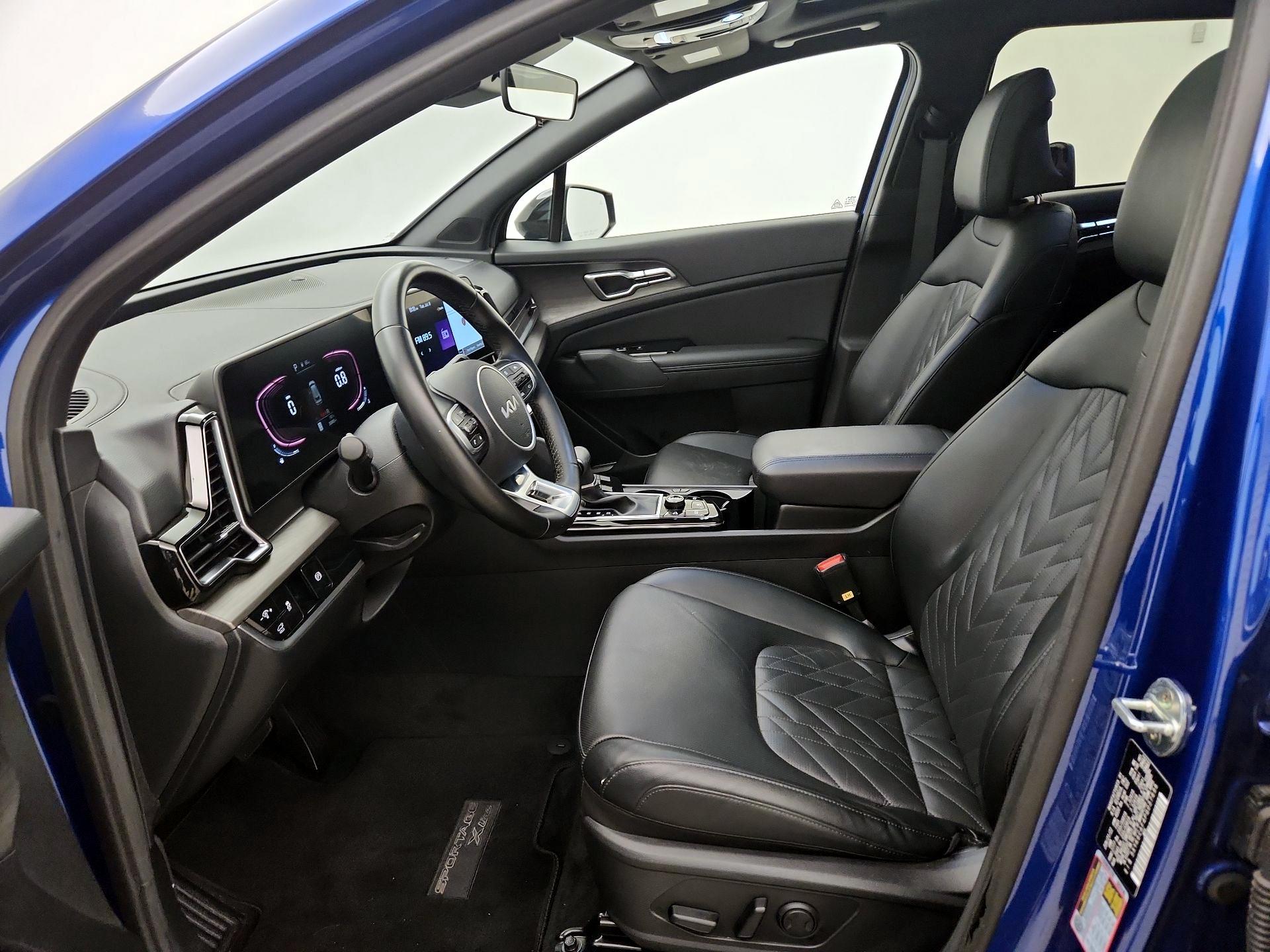 Thumbnail: 2023 Kia Sportage - 11