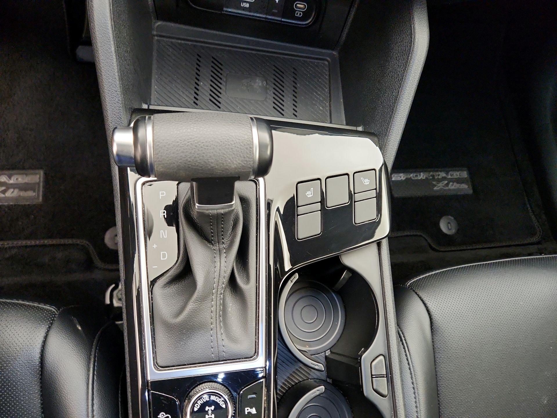 Thumbnail: 2023 Kia Sportage - 18