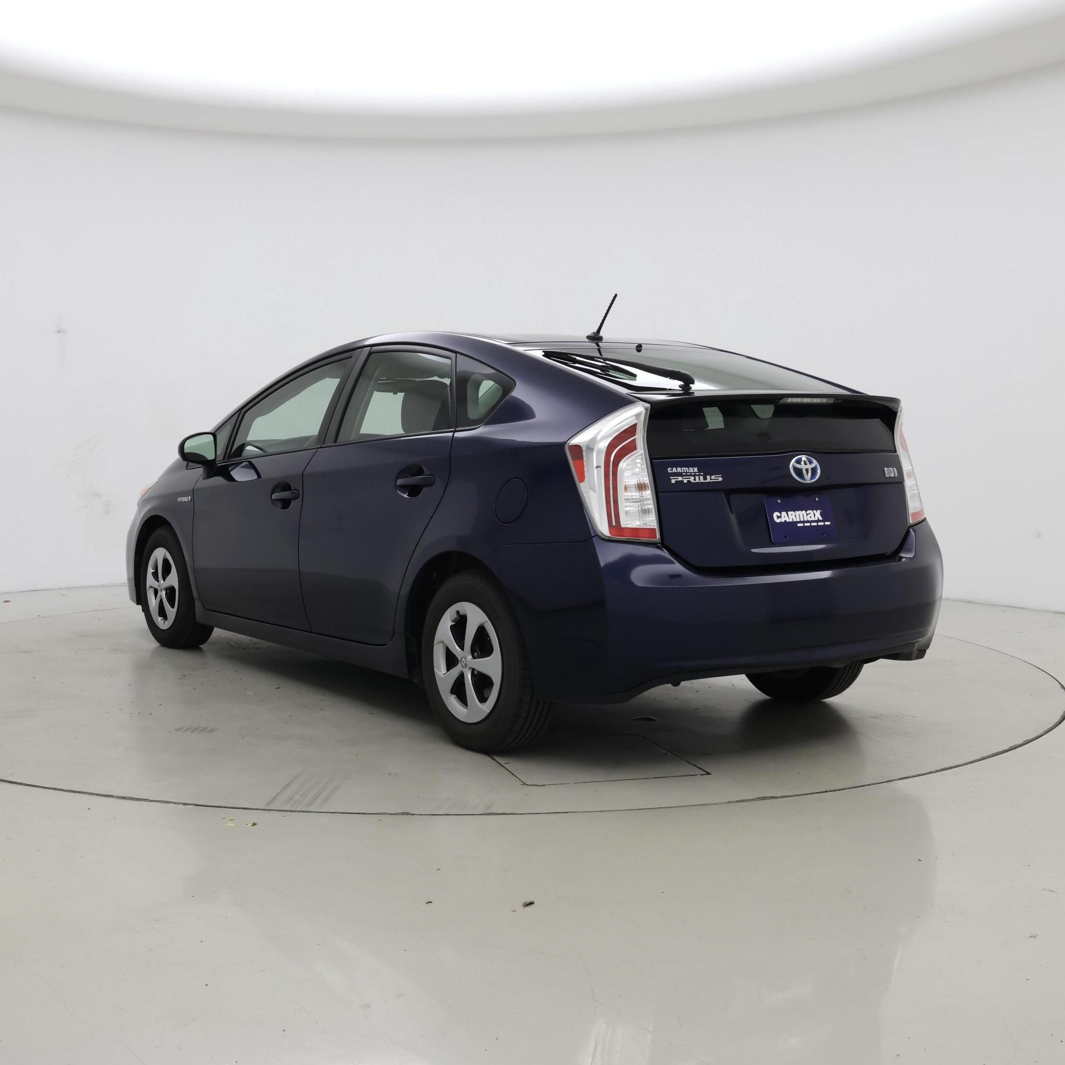 Thumbnail: 2013 Toyota Prius - 2