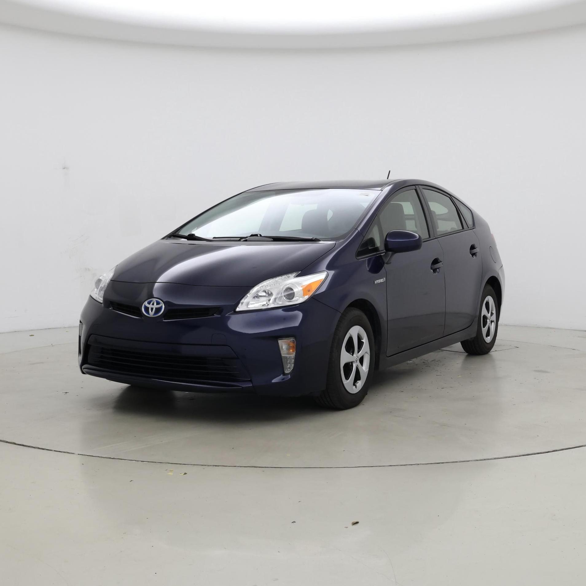 Thumbnail: 2013 Toyota Prius - 4