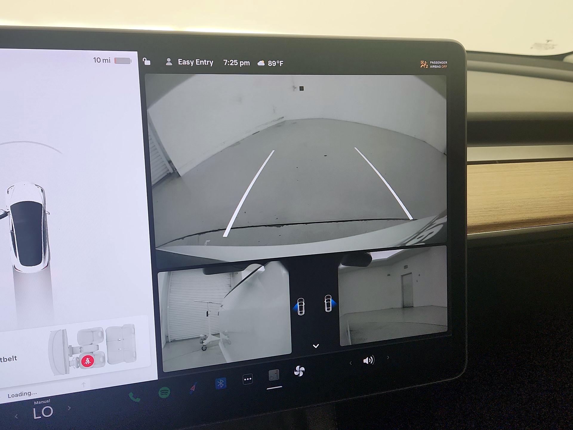 Thumbnail: 2022 Tesla Model 3 - 14