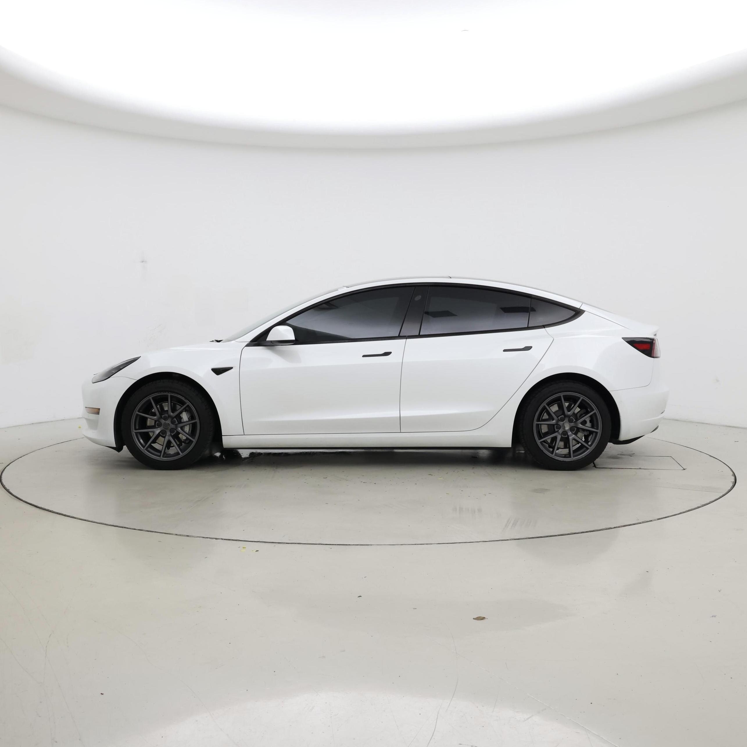 Thumbnail: 2022 Tesla Model 3 - 3