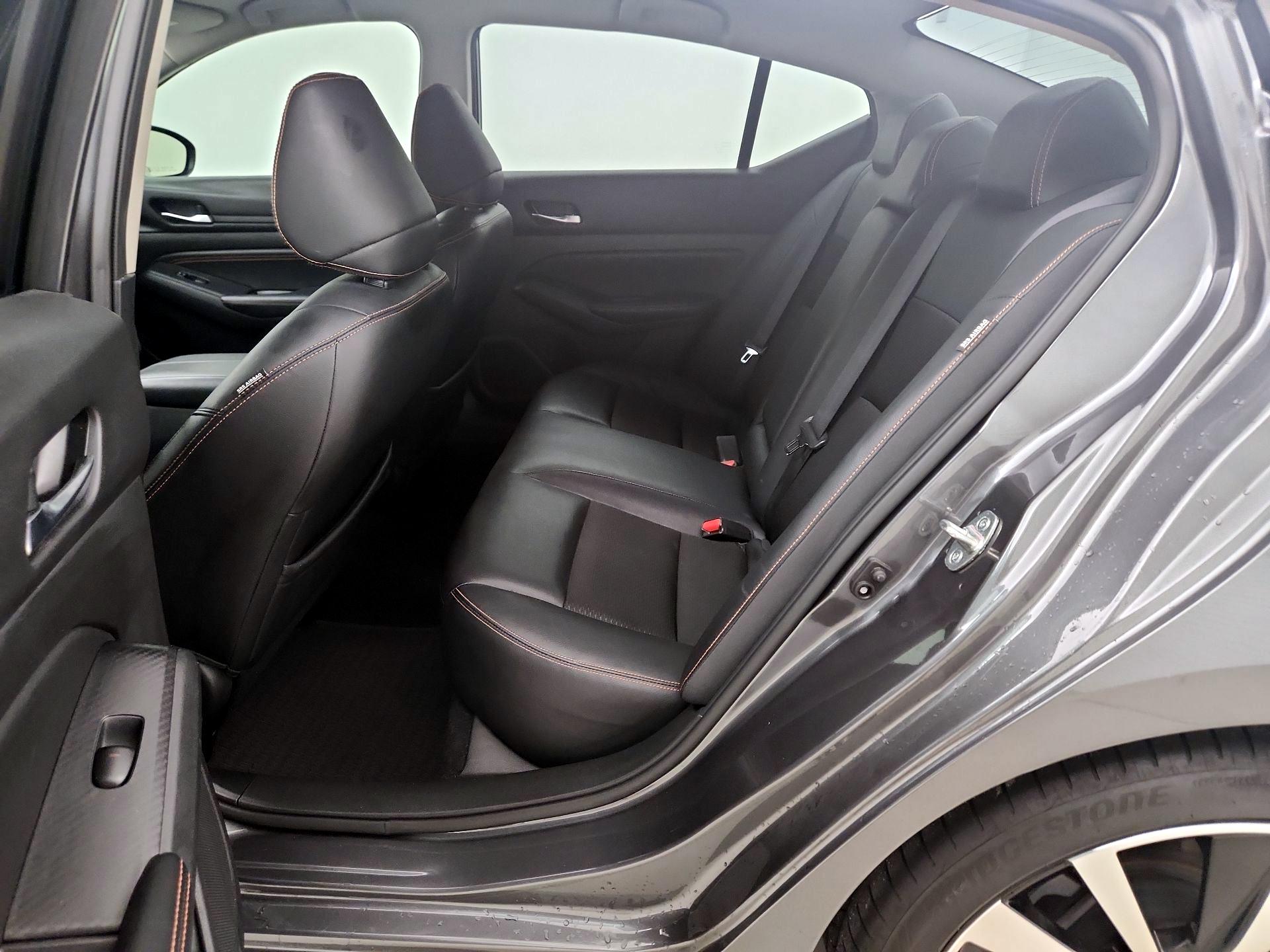 Thumbnail: 2019 Nissan Altima - 10