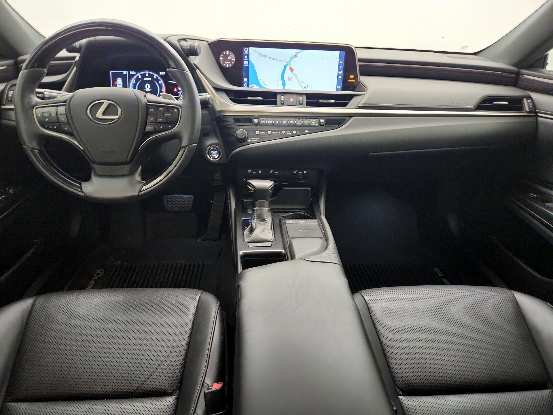 Thumbnail: 2019 Lexus ES - 9