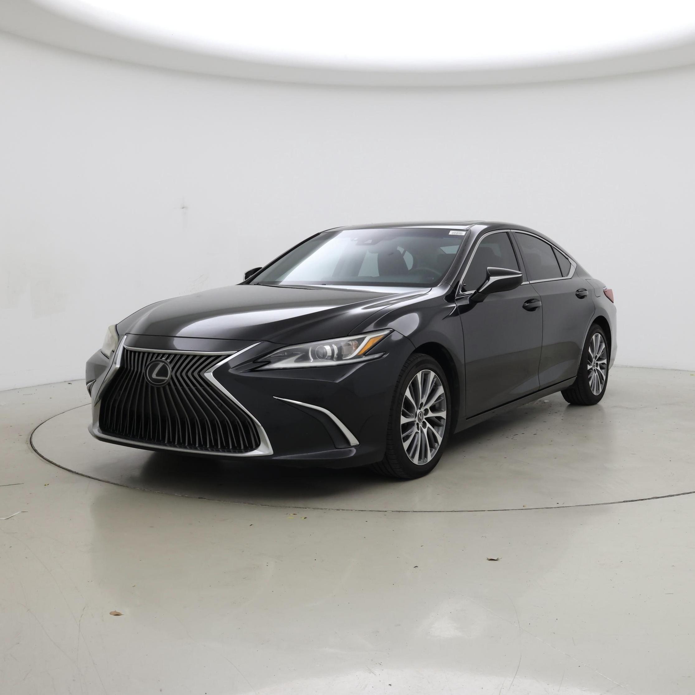 Thumbnail: 2019 Lexus ES - 4