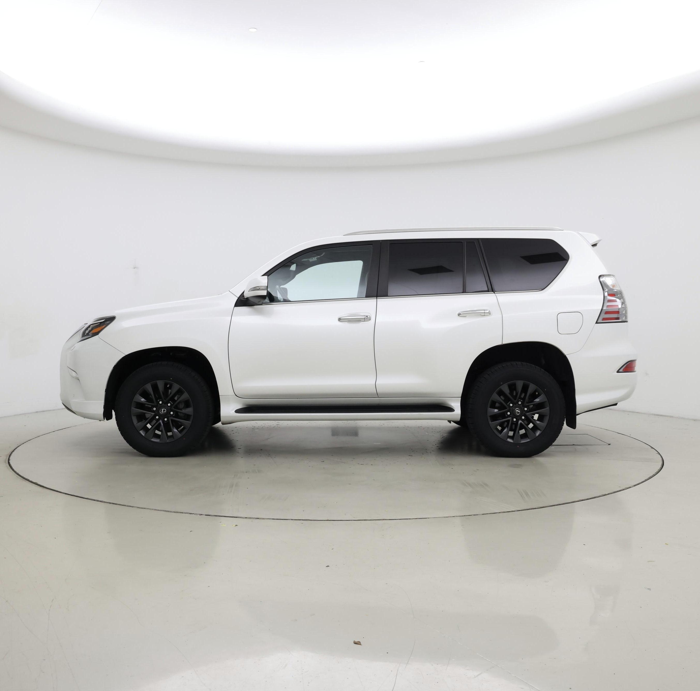 Thumbnail: 2023 Lexus GX - 3