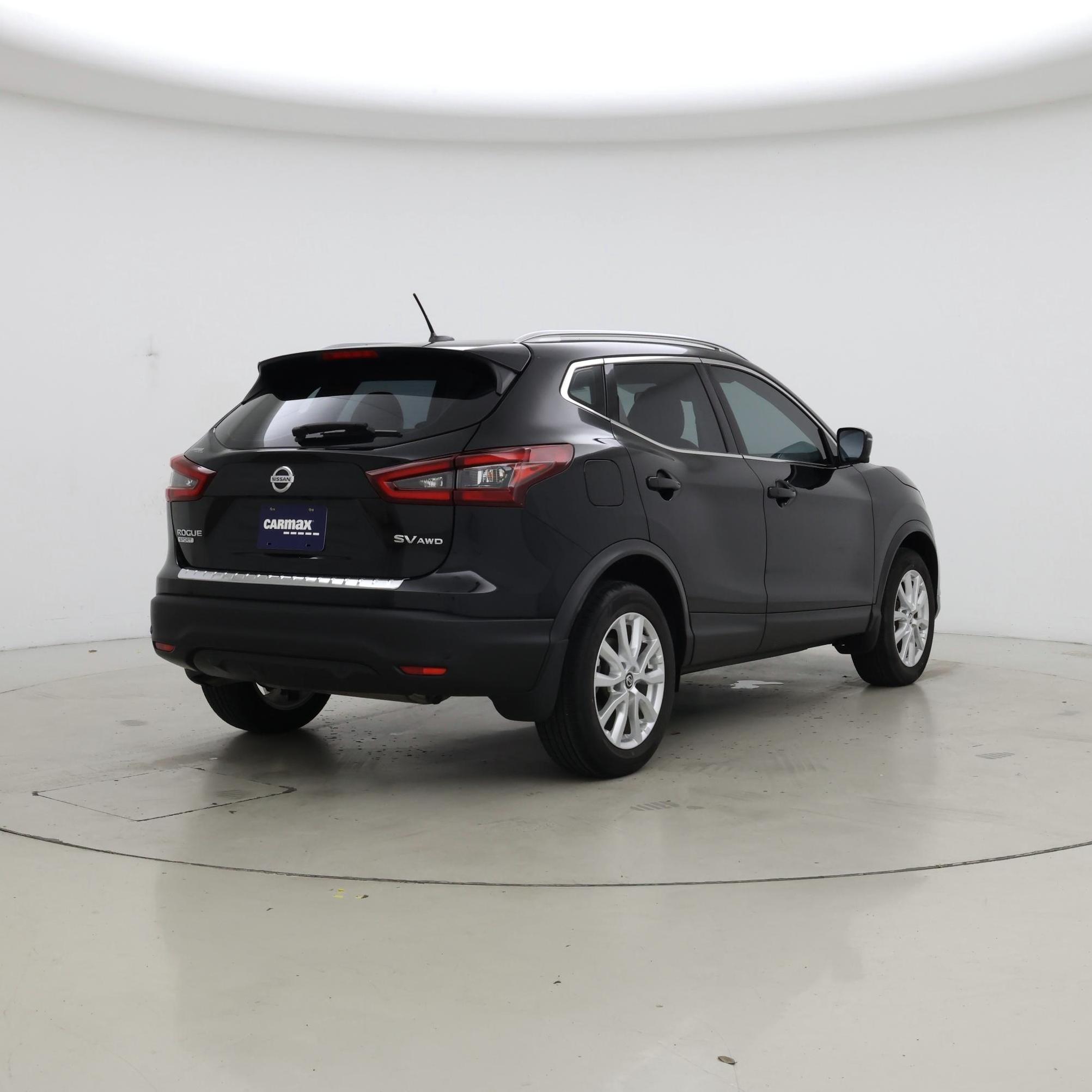 Thumbnail: 2022 Nissan Rogue Sport - 8