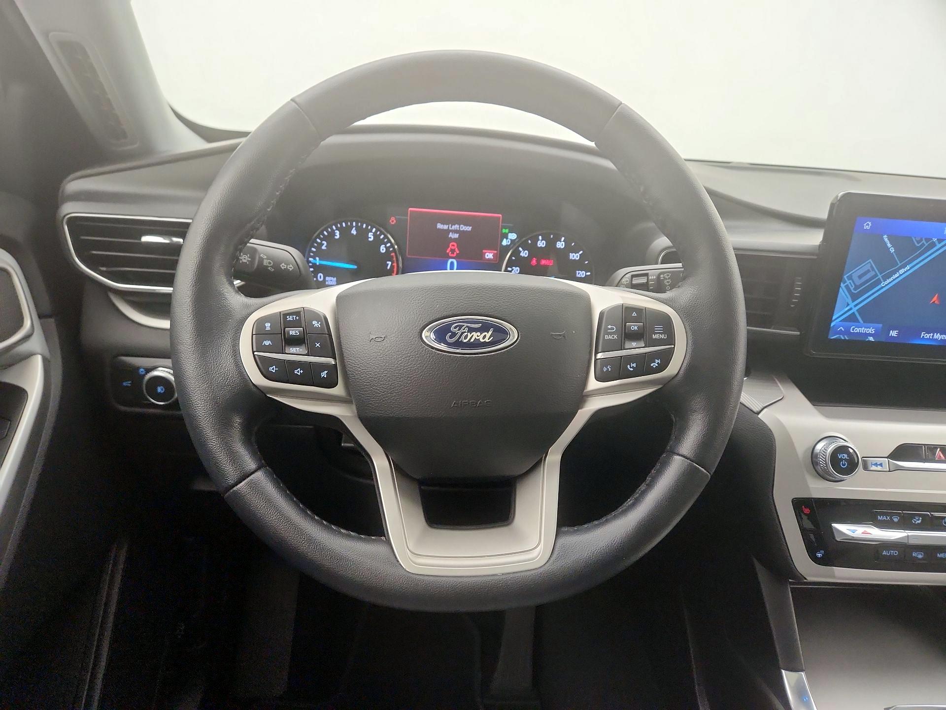 Thumbnail: 2021 Ford Explorer - 10