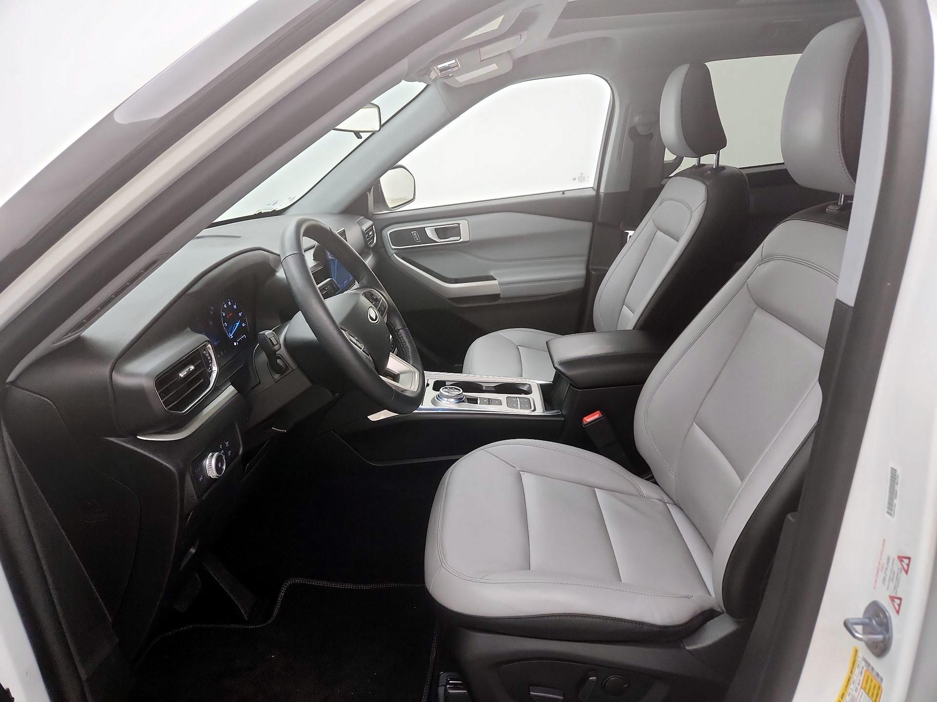 Thumbnail: 2021 Ford Explorer - 11