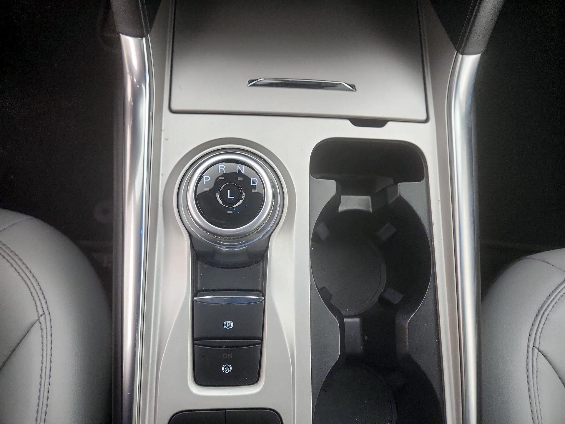 Thumbnail: 2021 Ford Explorer - 18