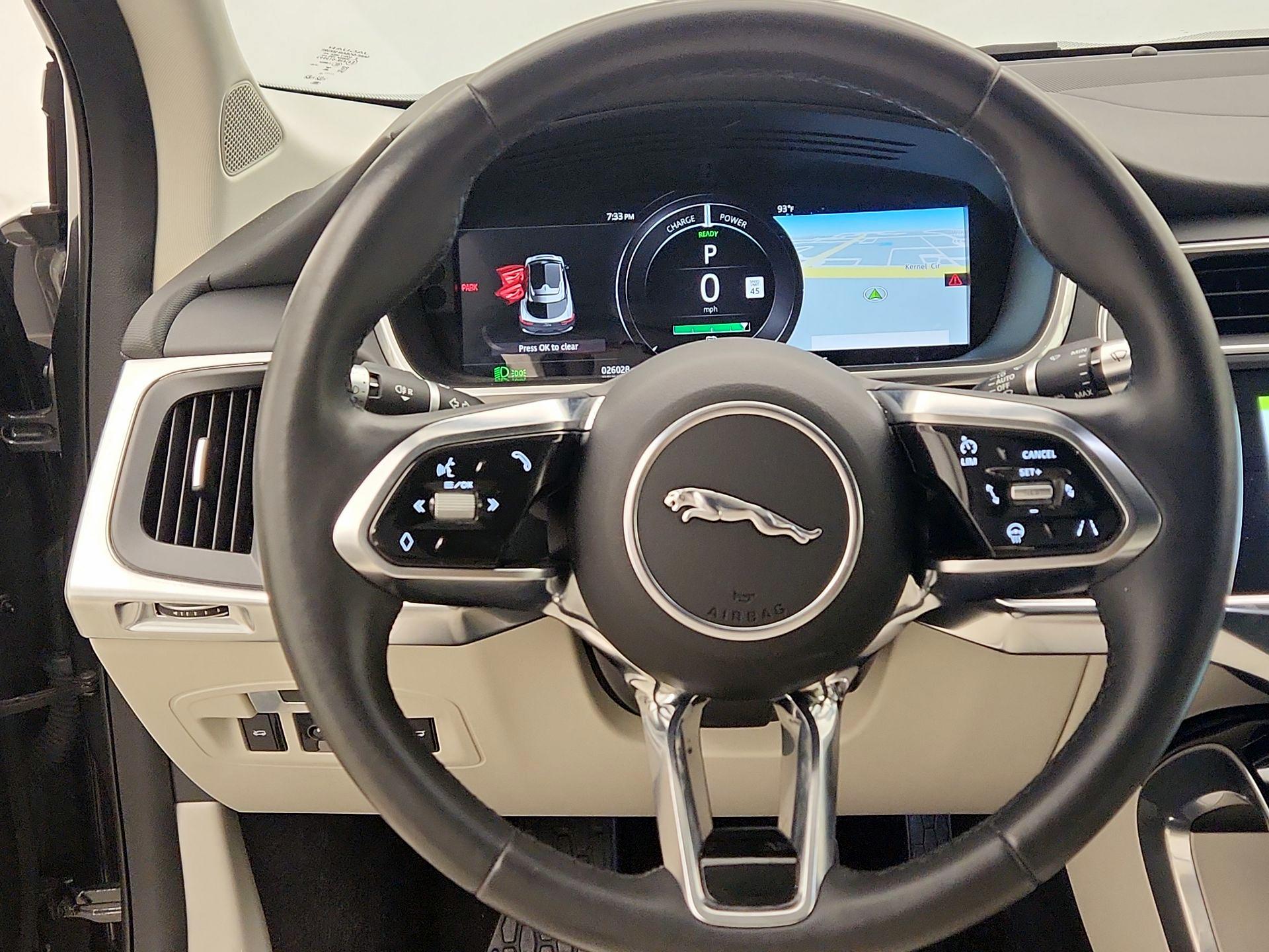 Thumbnail: 2020 Jaguar I-Pace - 10