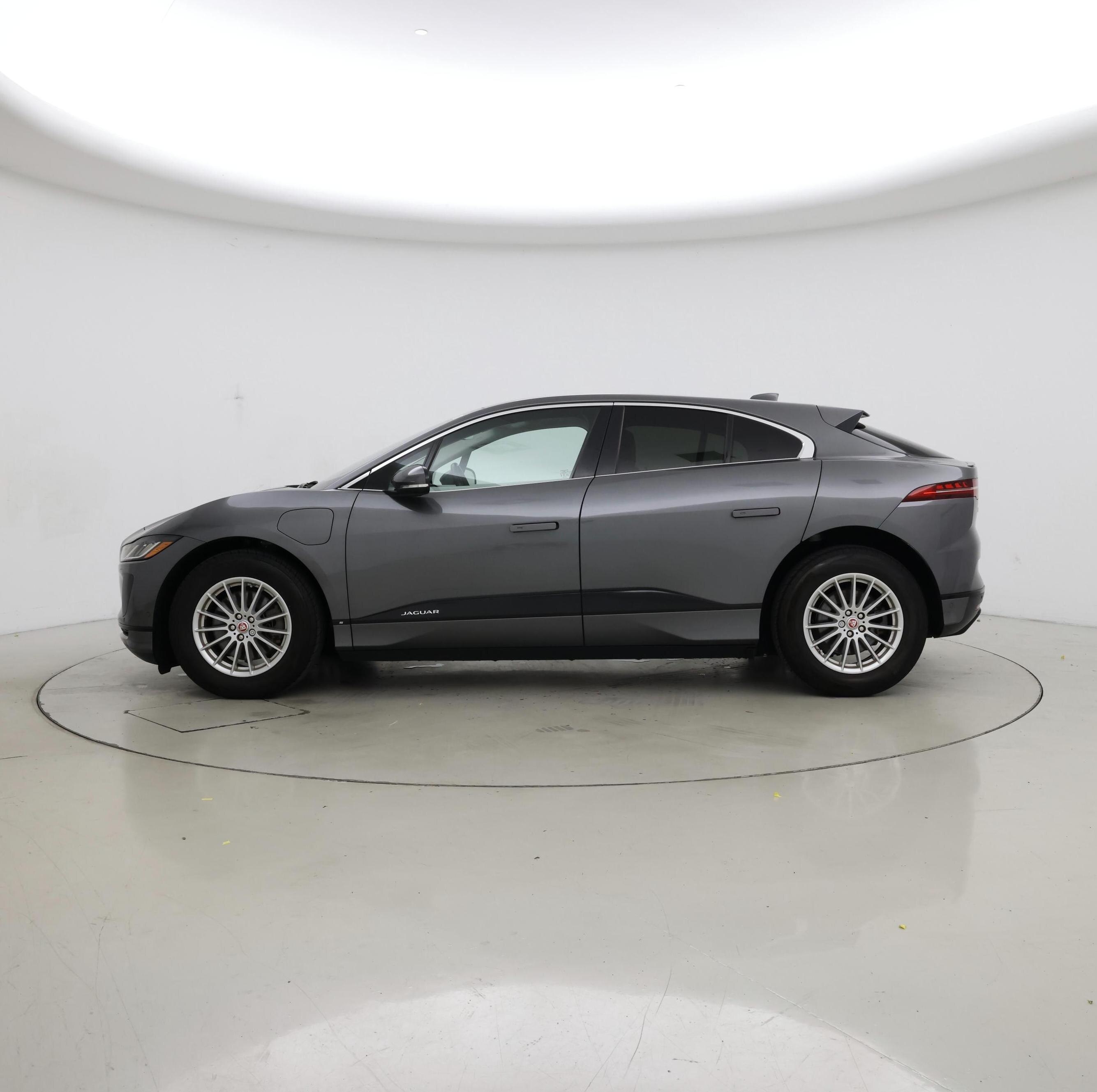 Thumbnail: 2020 Jaguar I-Pace - 3