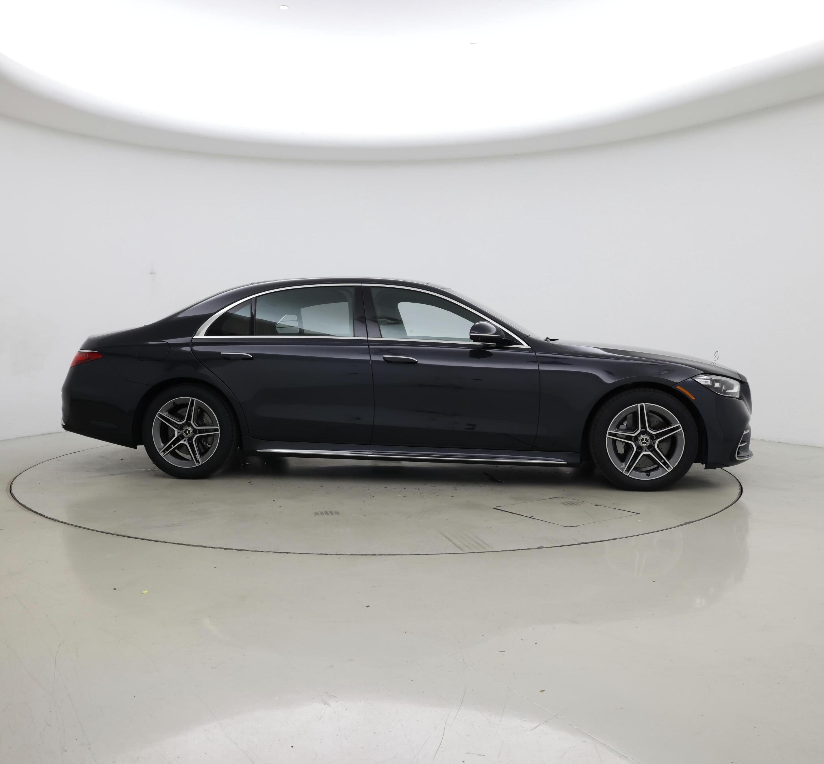 Thumbnail: 2021 Mercedes-Benz S-Class - 7