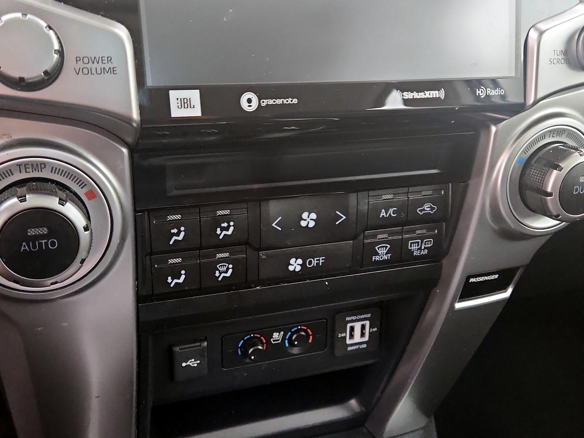 Thumbnail: 2021 Toyota 4Runner - 17