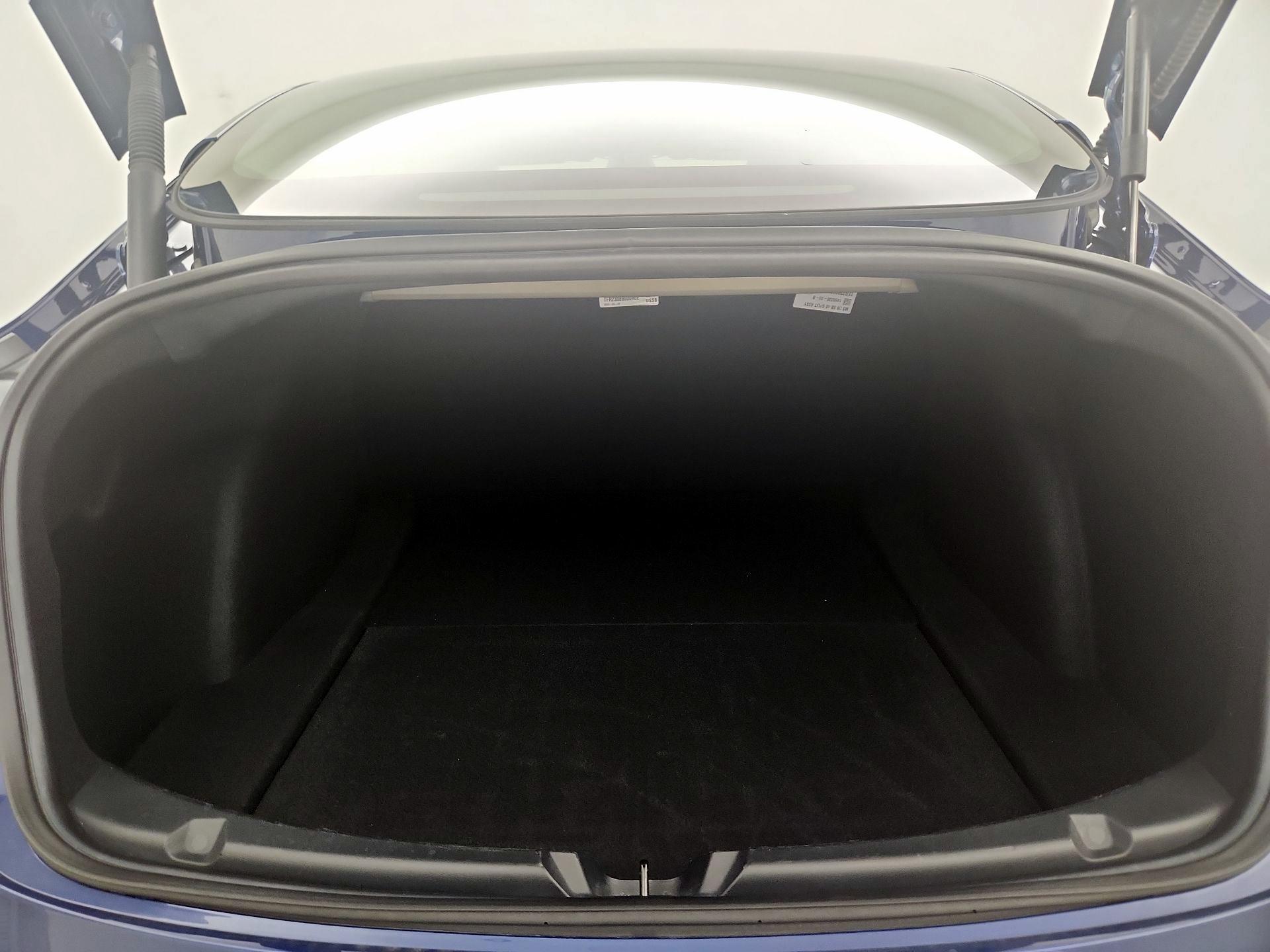 Thumbnail: 2023 Tesla Model 3 - 20