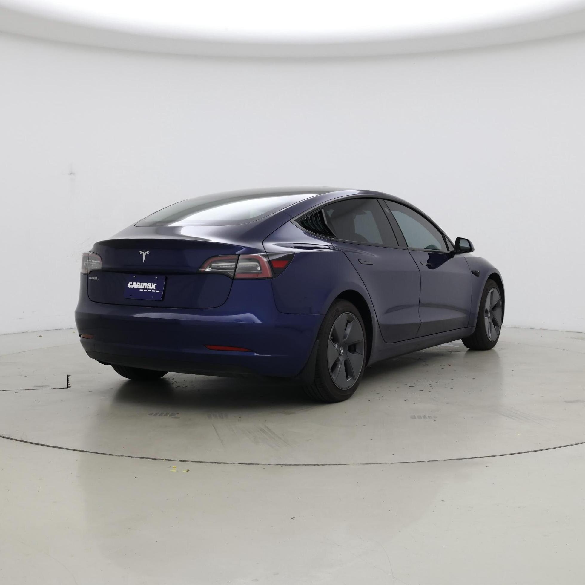 Thumbnail: 2023 Tesla Model 3 - 8