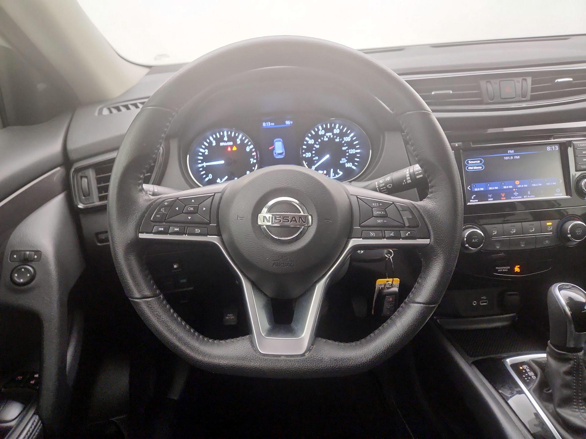 Thumbnail: 2019 Nissan Rogue - 10