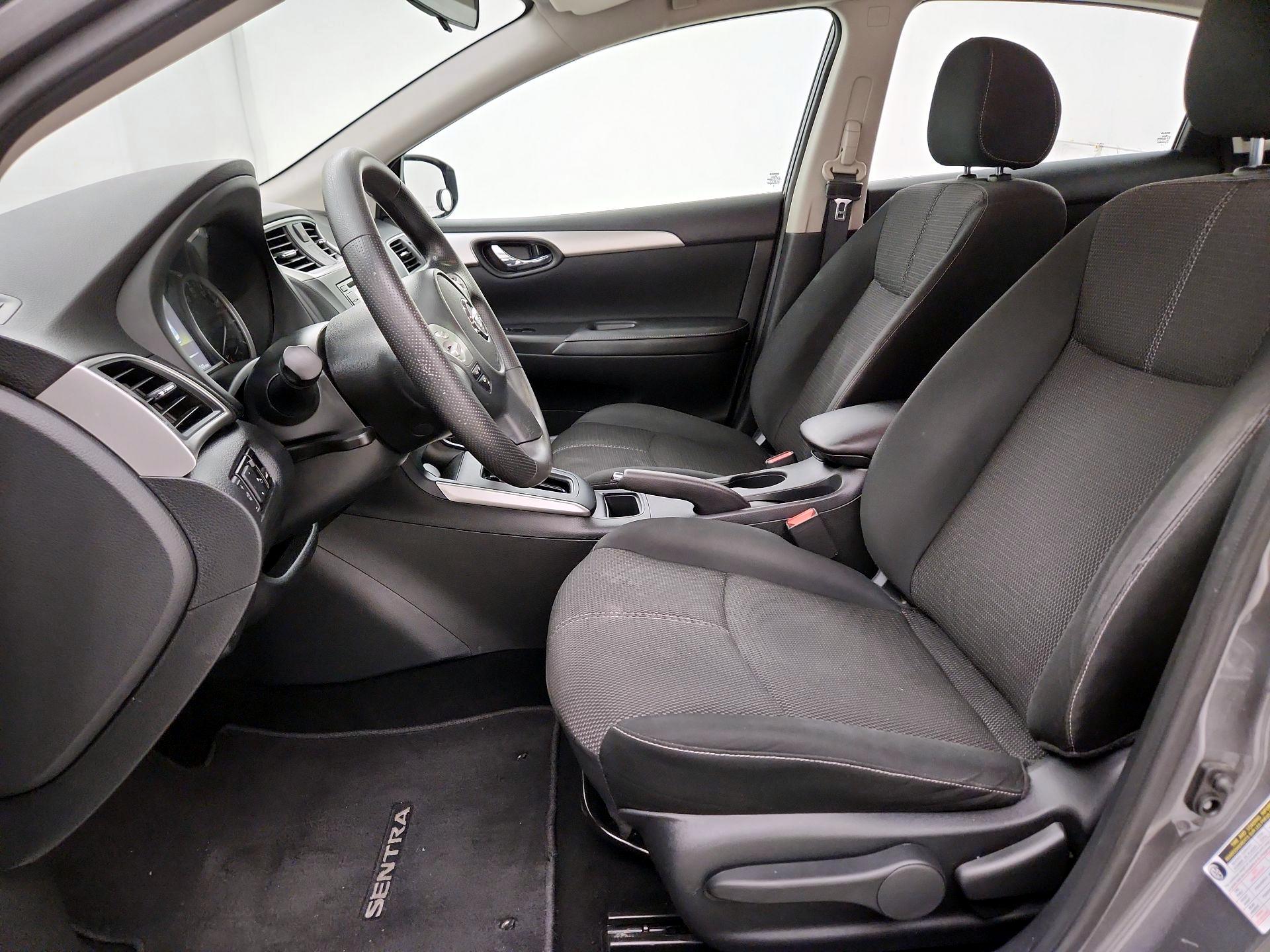 Thumbnail: 2018 Nissan Sentra - 11