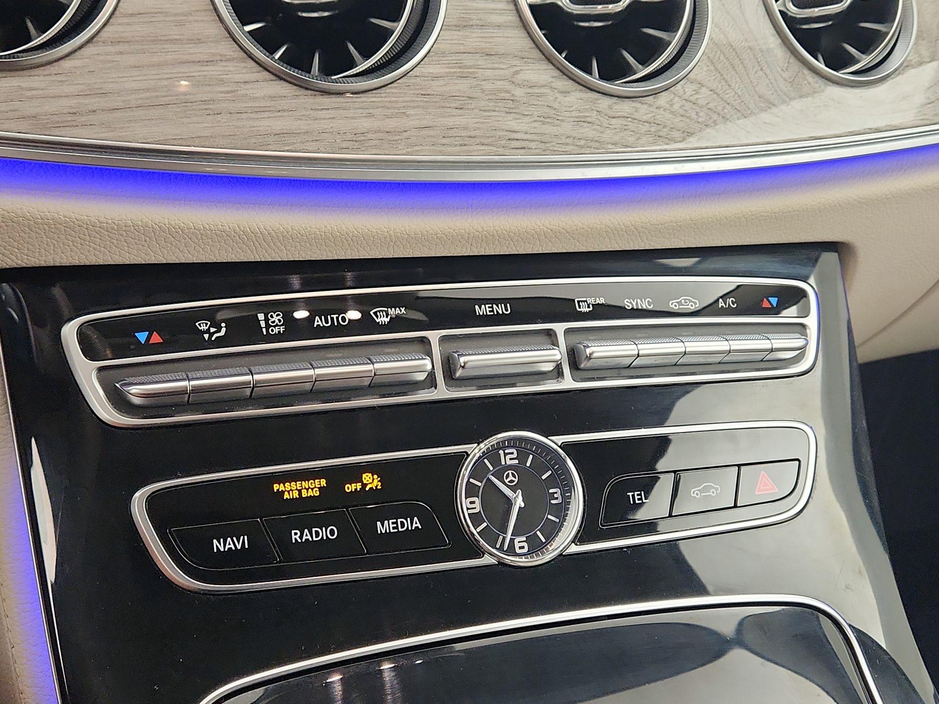 Thumbnail: 2018 Mercedes-Benz E-Class - 17