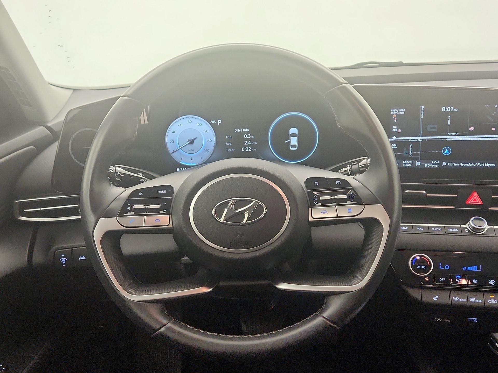 Thumbnail: 2023 Hyundai Elantra - 10