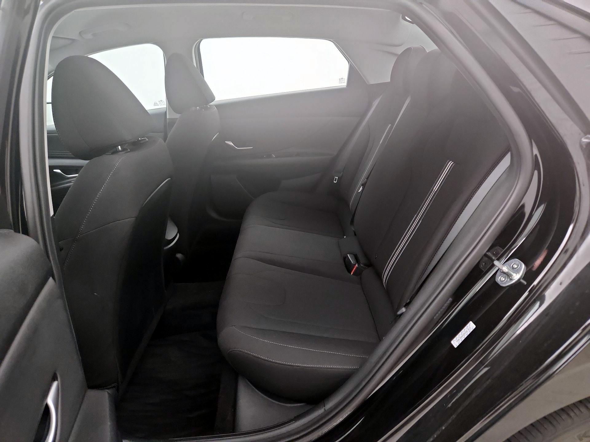 Thumbnail: 2023 Hyundai Elantra - 20