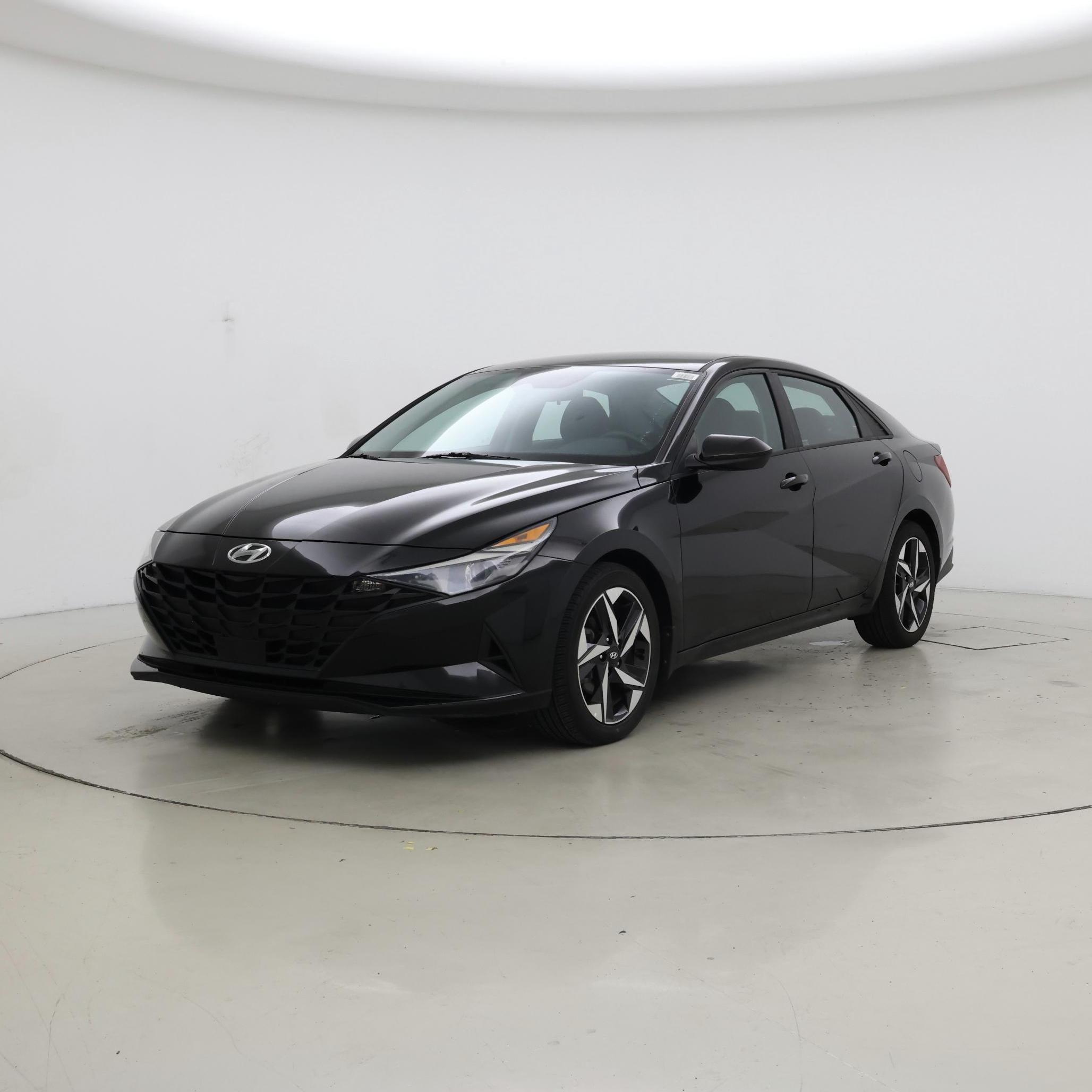 Thumbnail: 2023 Hyundai Elantra - 4