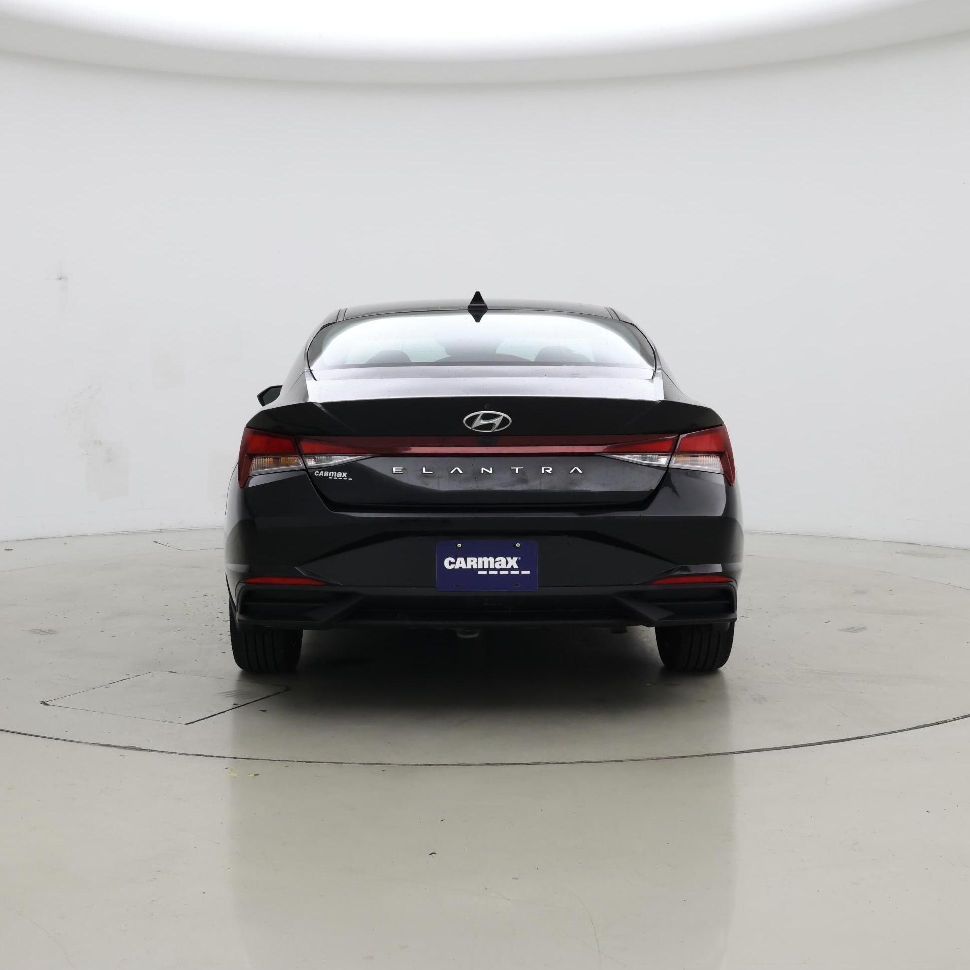 Thumbnail: 2023 Hyundai Elantra - 6