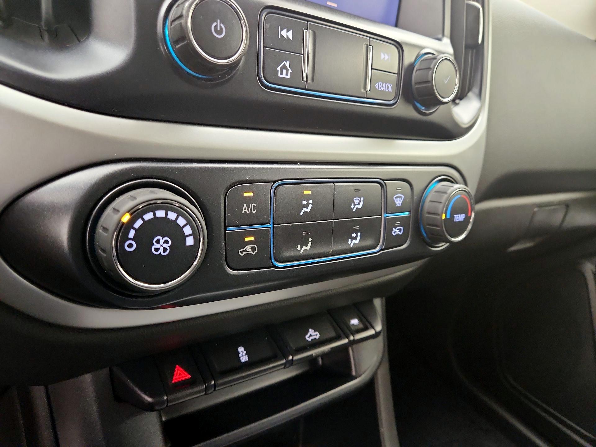 Thumbnail: 2019 Chevrolet Colorado - 16