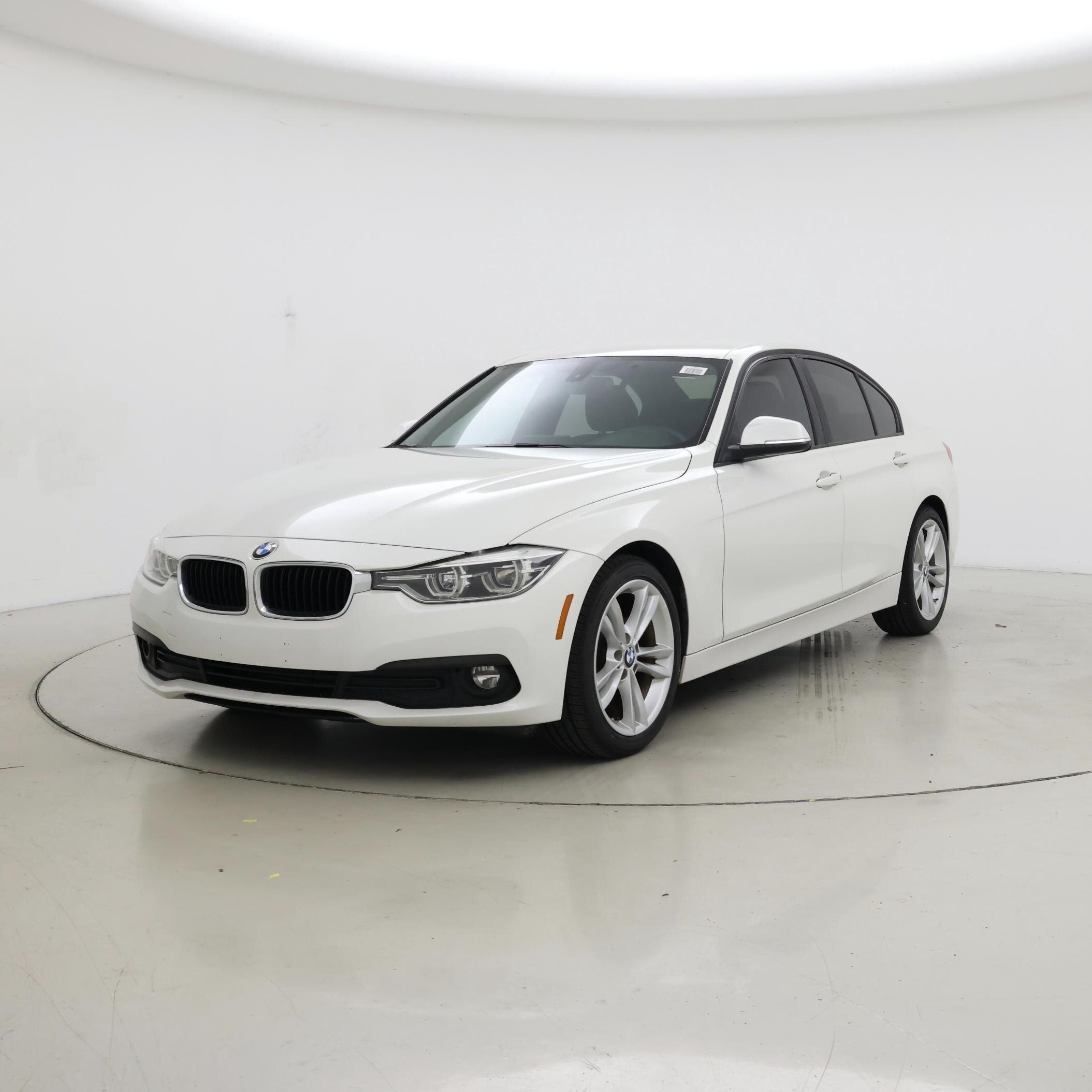 Thumbnail: 2018 BMW 3 Series - 4