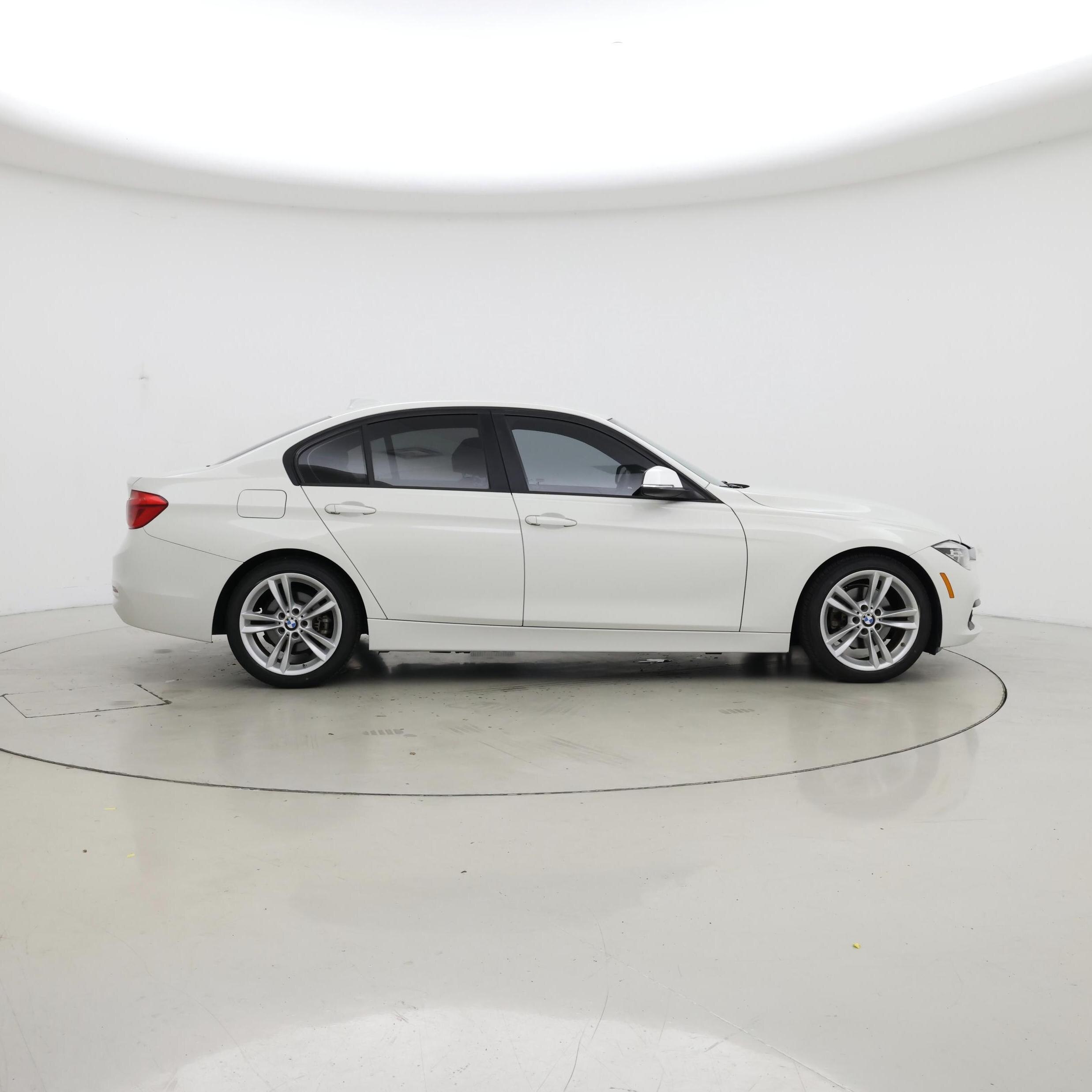 Thumbnail: 2018 BMW 3 Series - 7