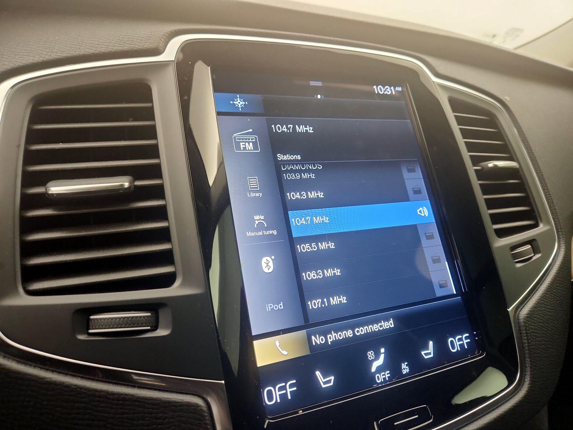 Thumbnail: 2021 Volvo XC90 - 16